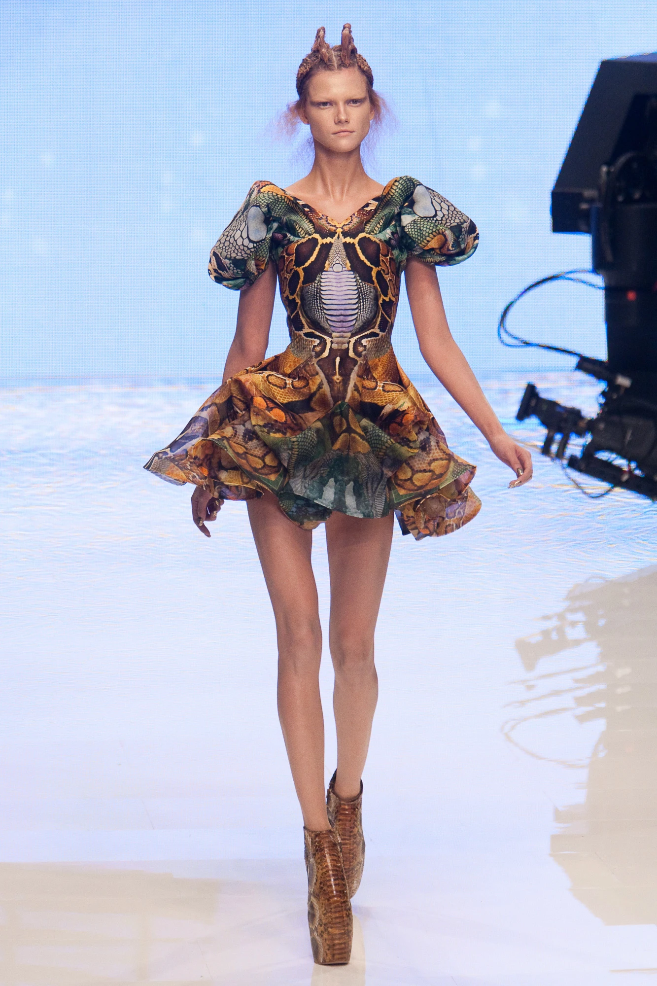 Alexander McQueen весна-літо — 2010