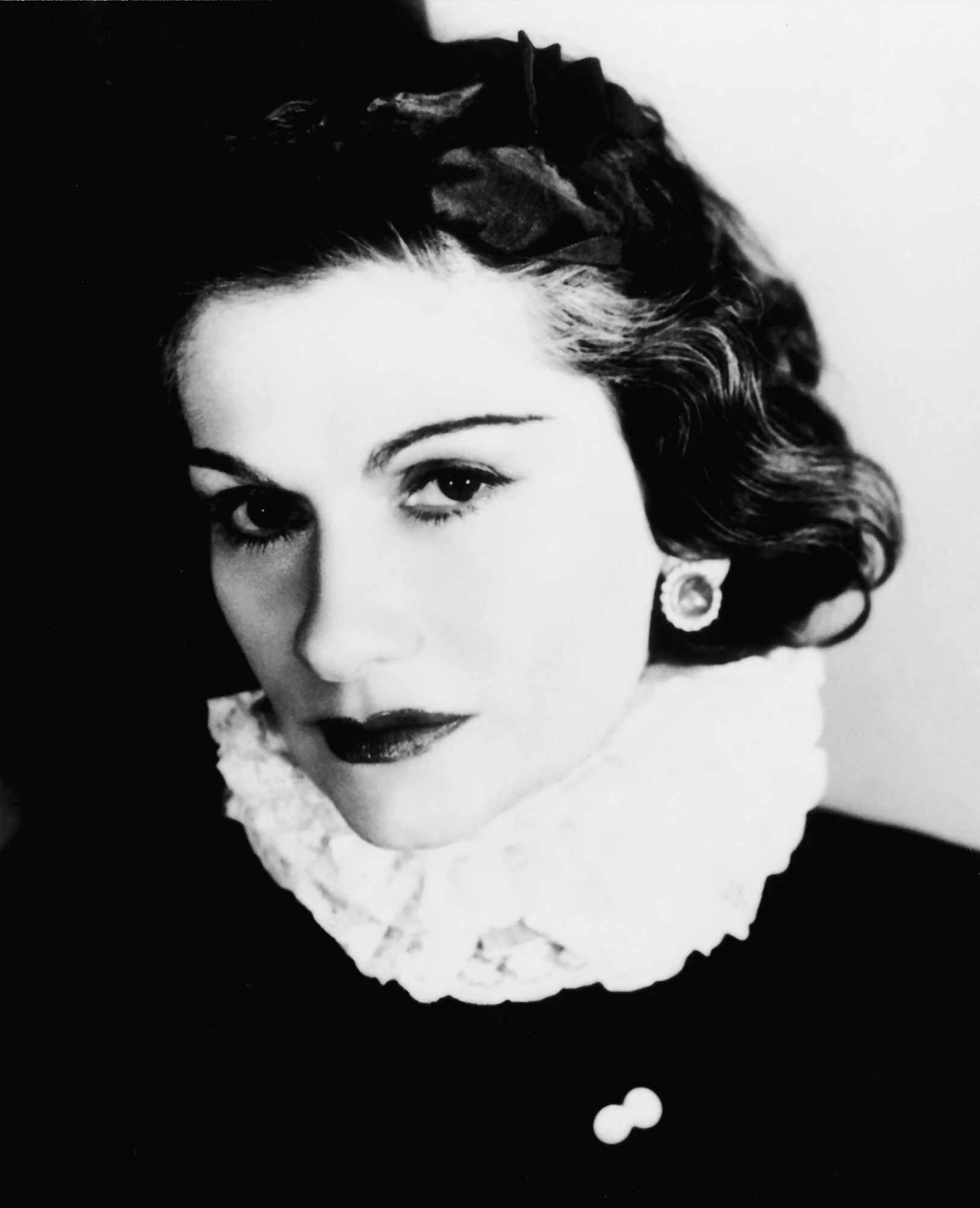 Книга Chanel Haute Couture від Софії Копполи