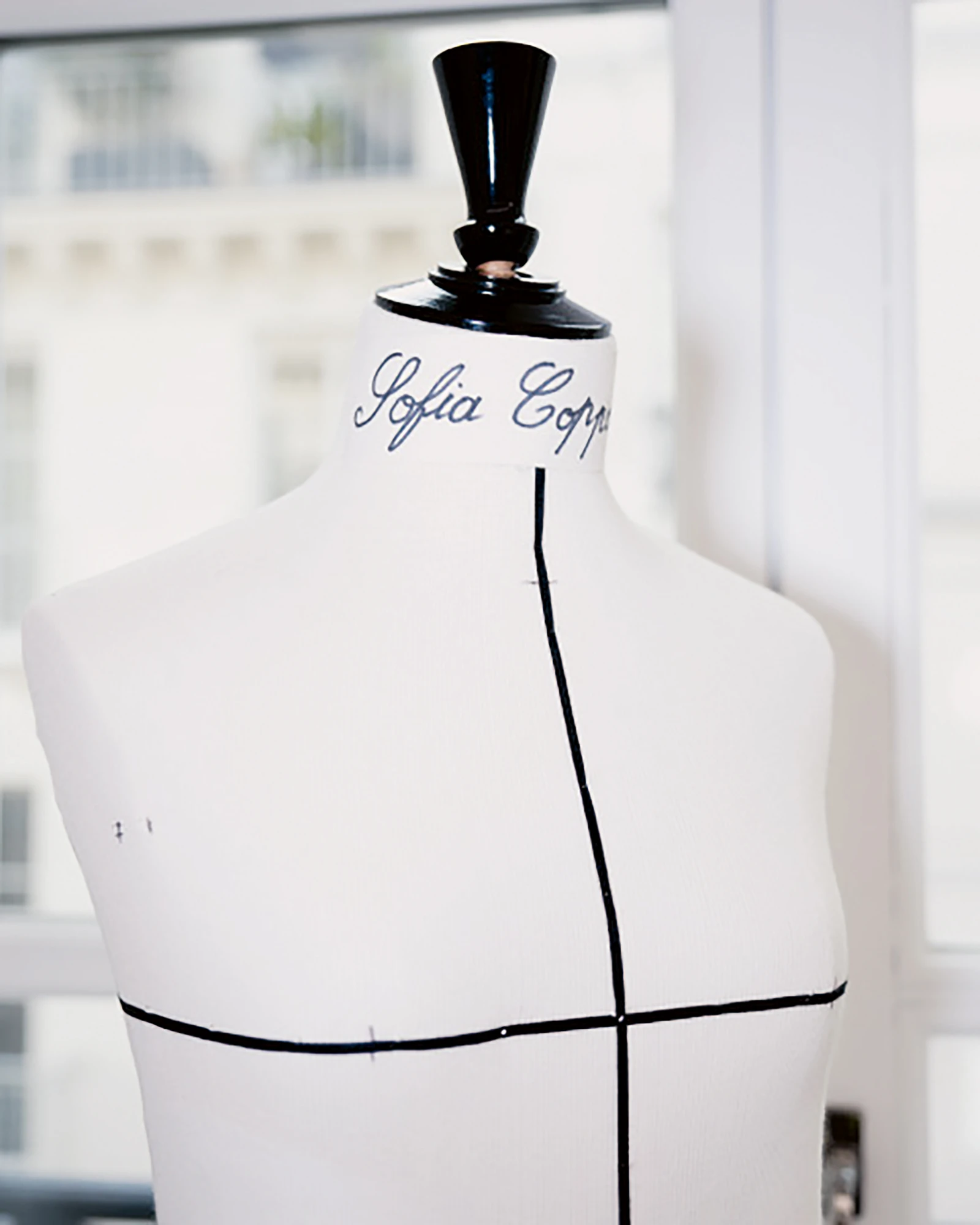 Книга Chanel Haute Couture від Софії Копполи