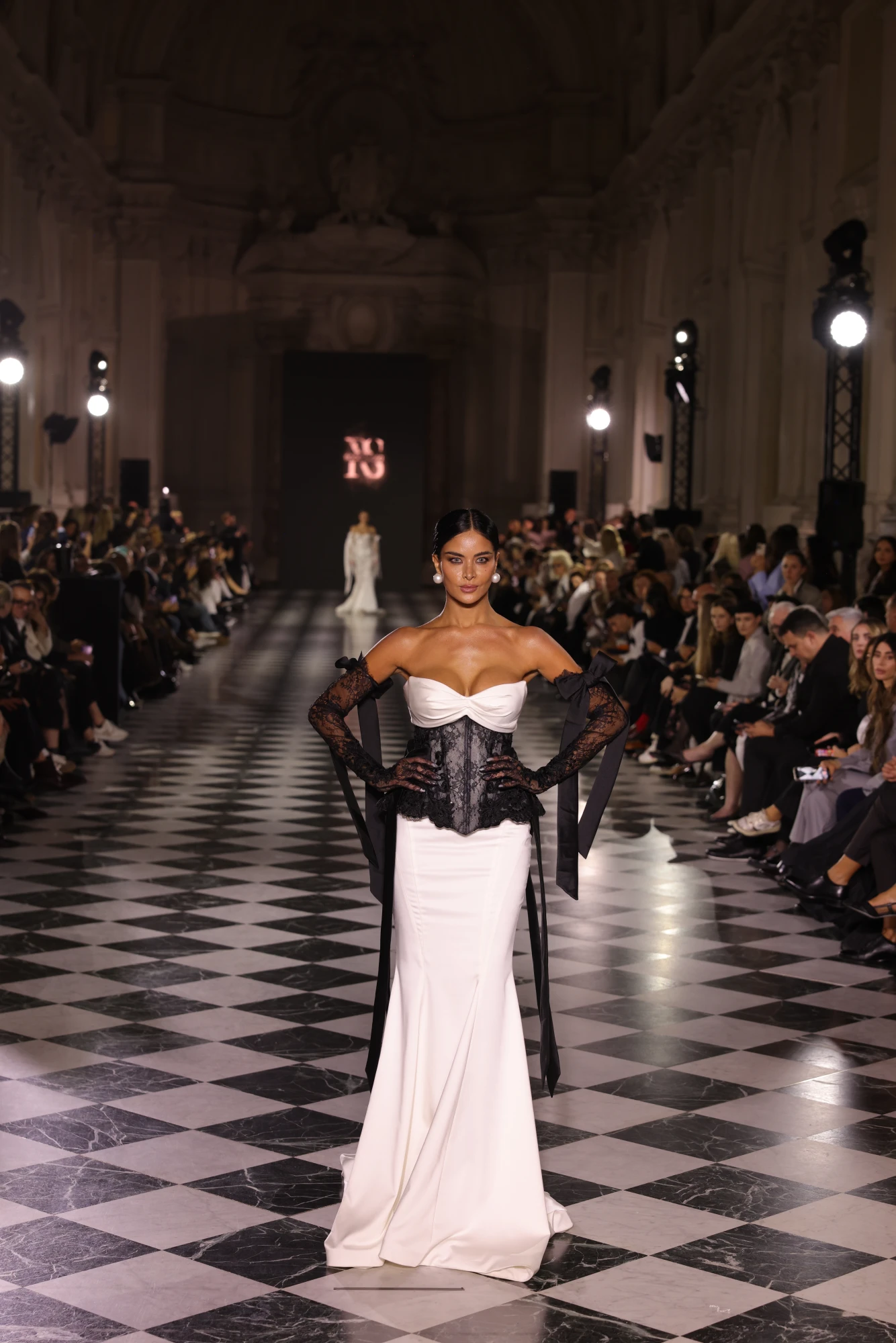 White Wedding Platform