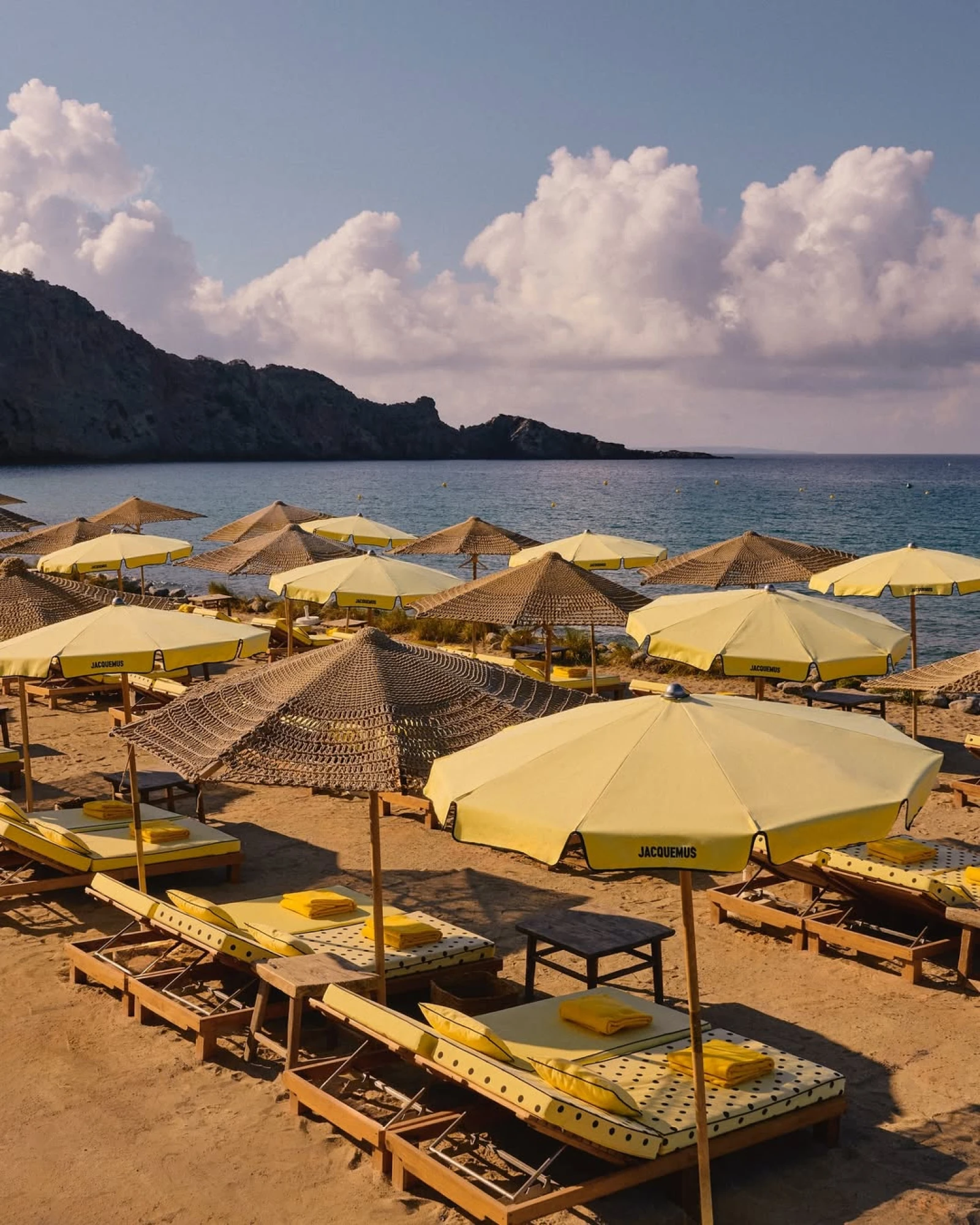 Глобальна криза люксу 2025 року