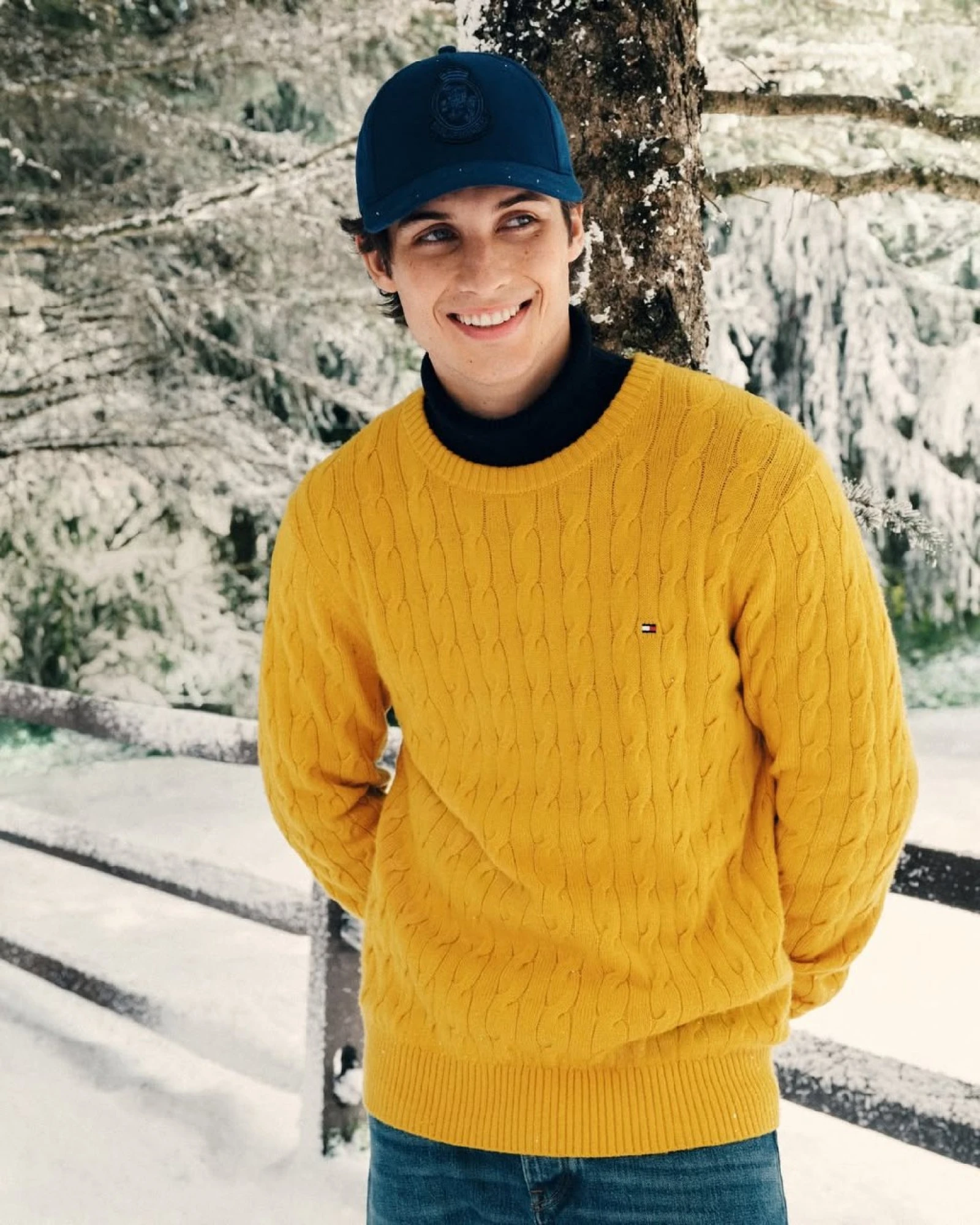 Ідеї подарунків на Новий рік — 2026: джемпер Tommy Hilfiger 