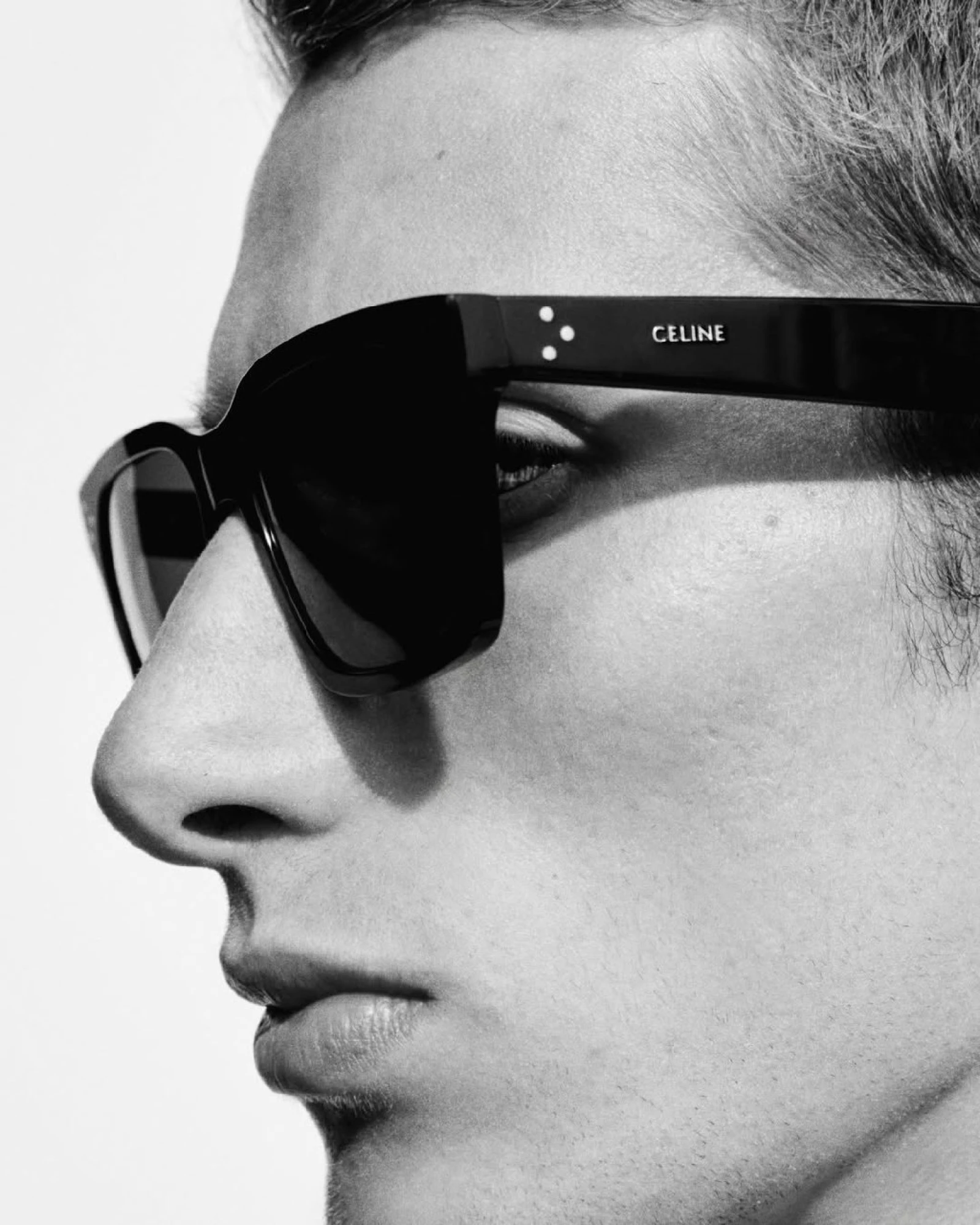 Ідеї подарунків на Новий рік — 2026: сонцезахисні окуляри Celine 