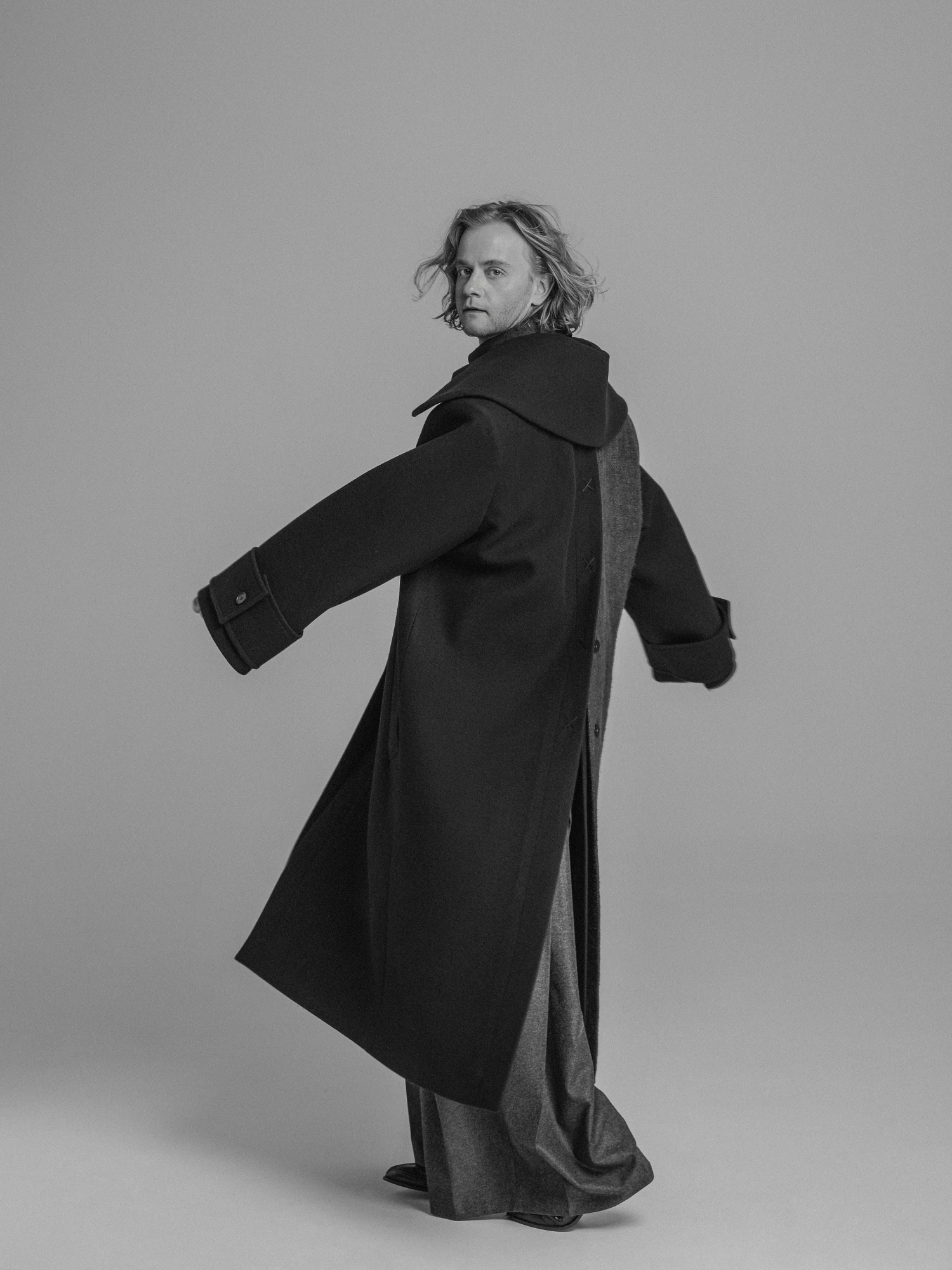 актор Ажнов