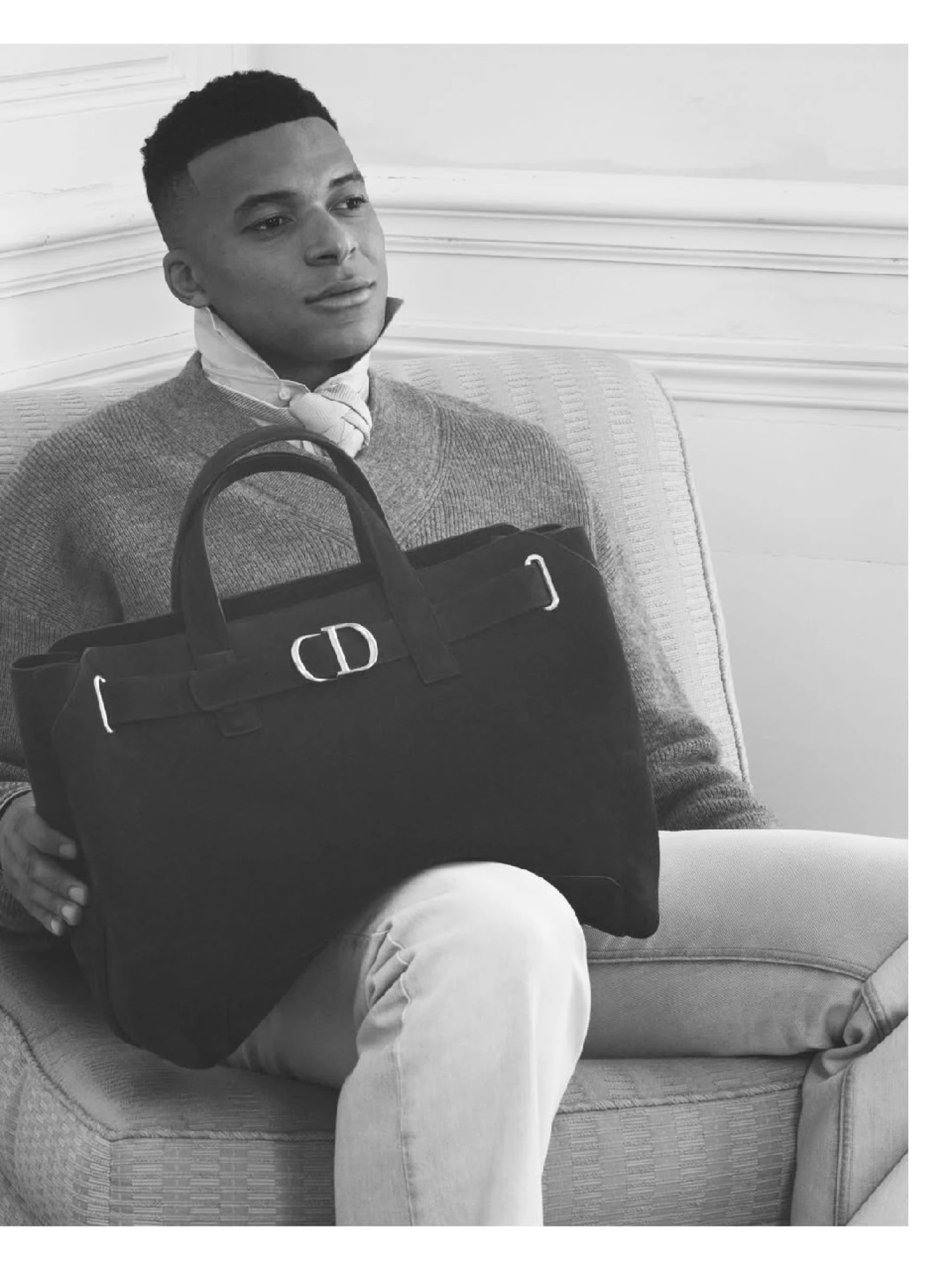 Кіліан Мбаппе у першій рекламній кампанії Dior від Джонатана Андерсона