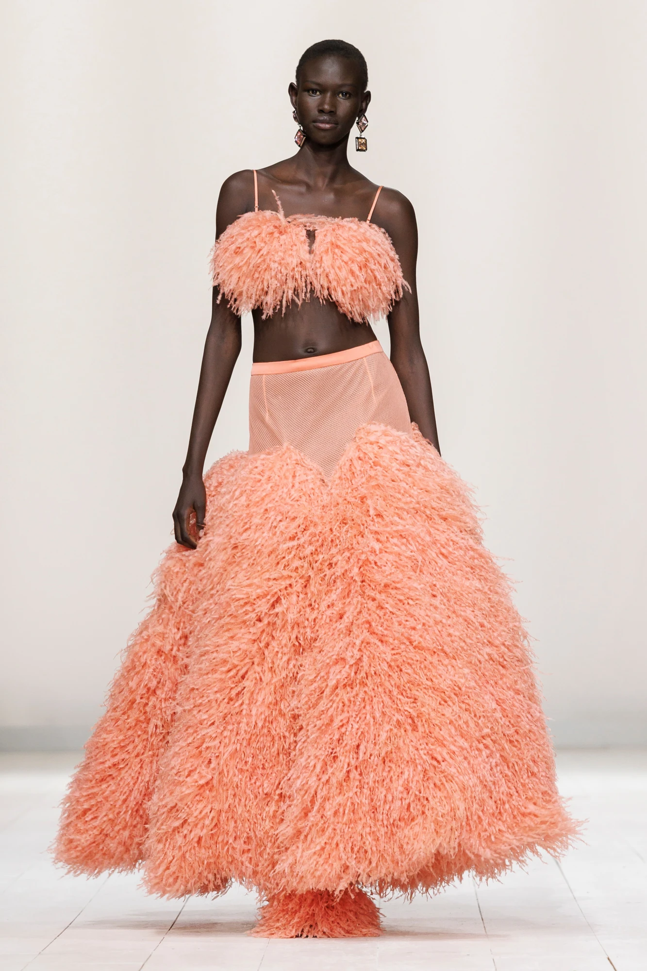 Головні модні тренди 2026 року: ефектні спідниці