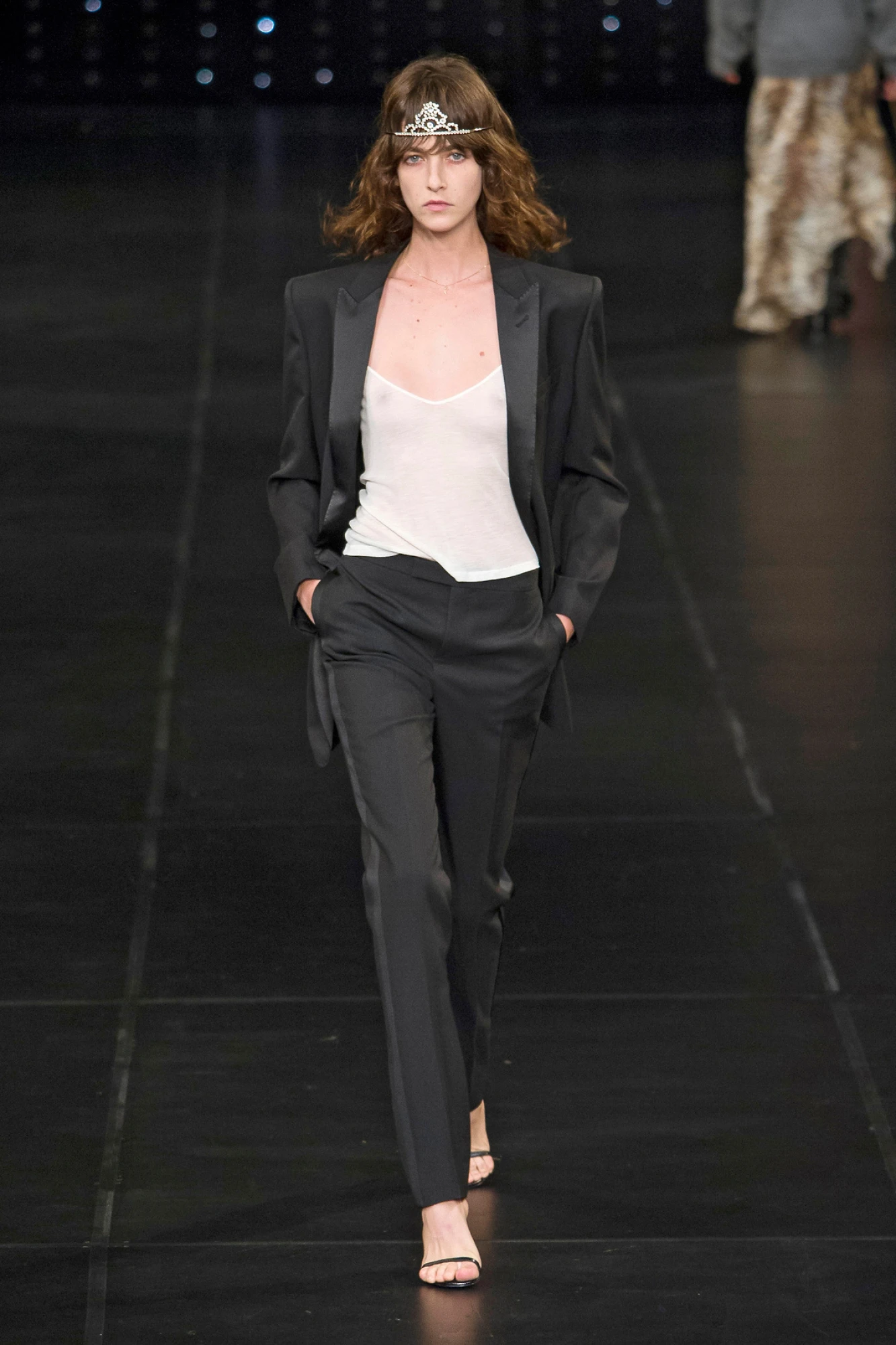 Чому 2026 — це новий 2016: мода, ностальгія, тренди