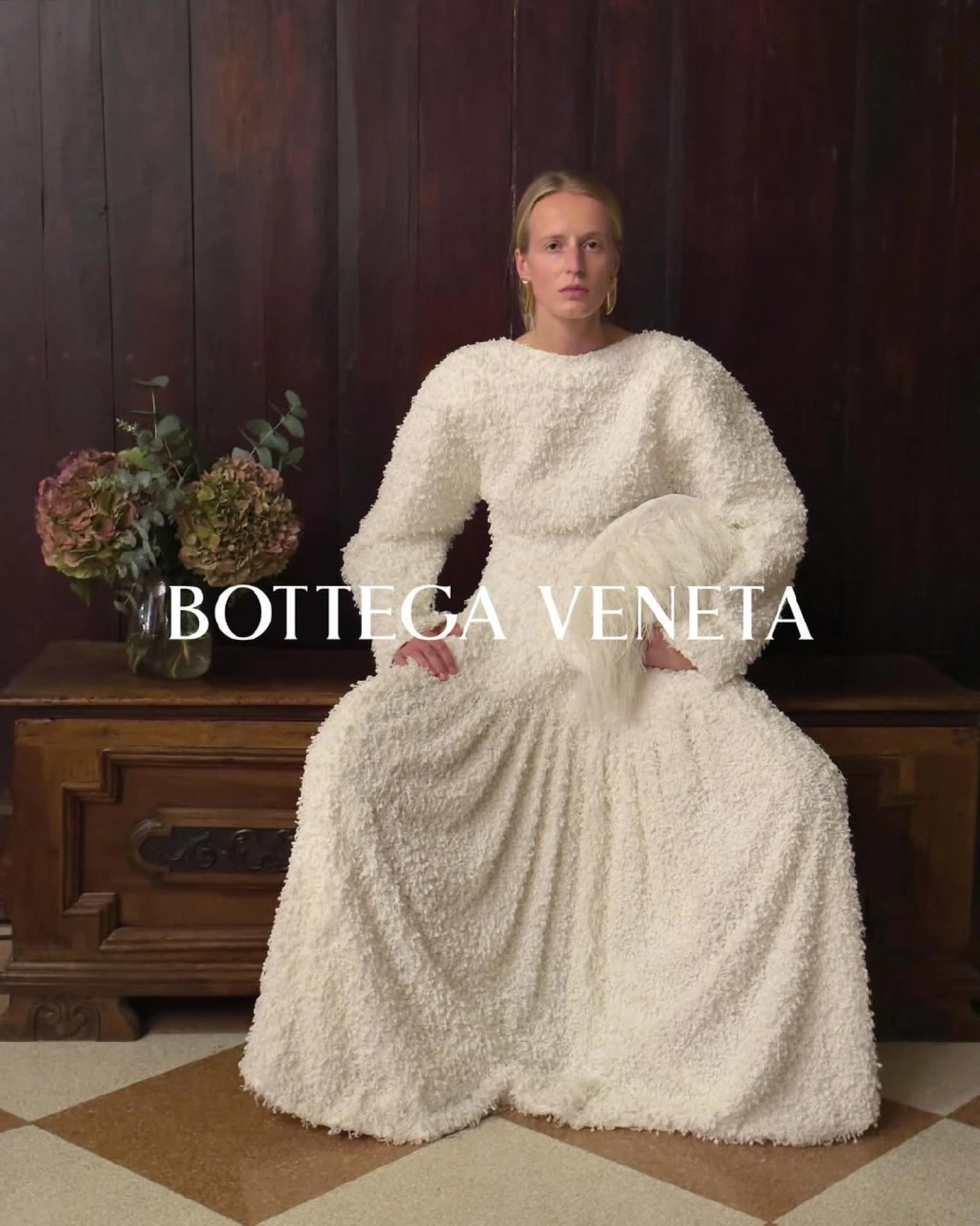 Нова рекламна кампанія Луїз Троттер для Bottega Veneta