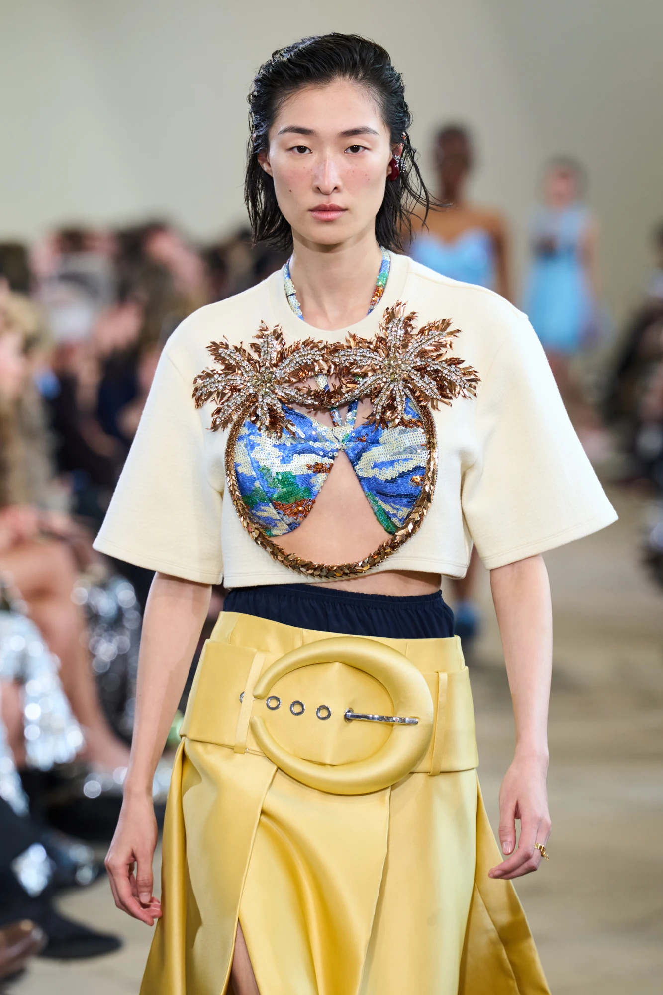 Гіпертрофовані об’єми та XXL розміри 