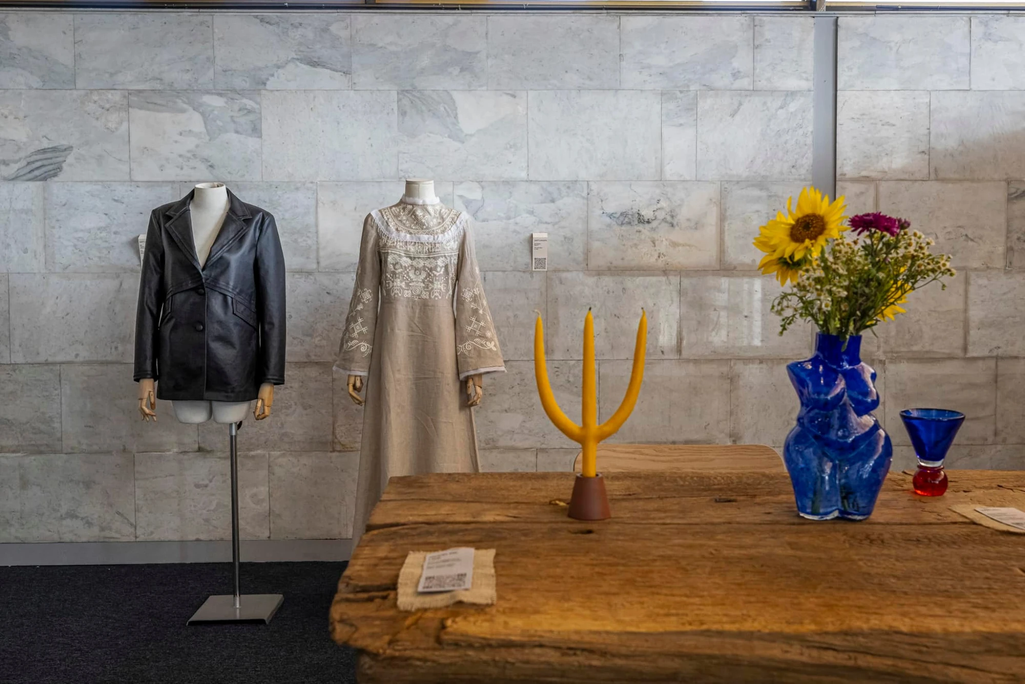 піджак з міцелію від бренди Гаптувальня