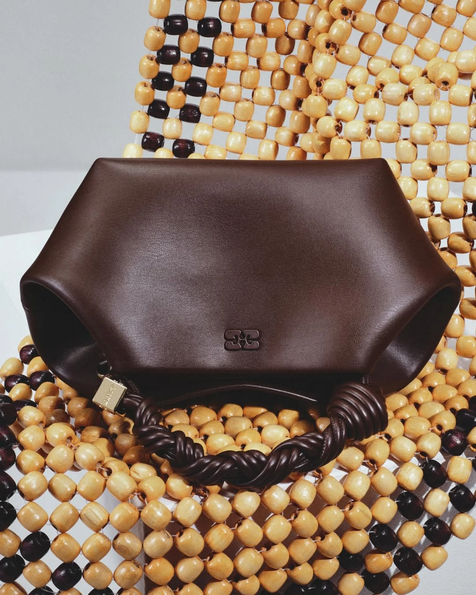 Сумка з альтернативної шкіри Ganni 