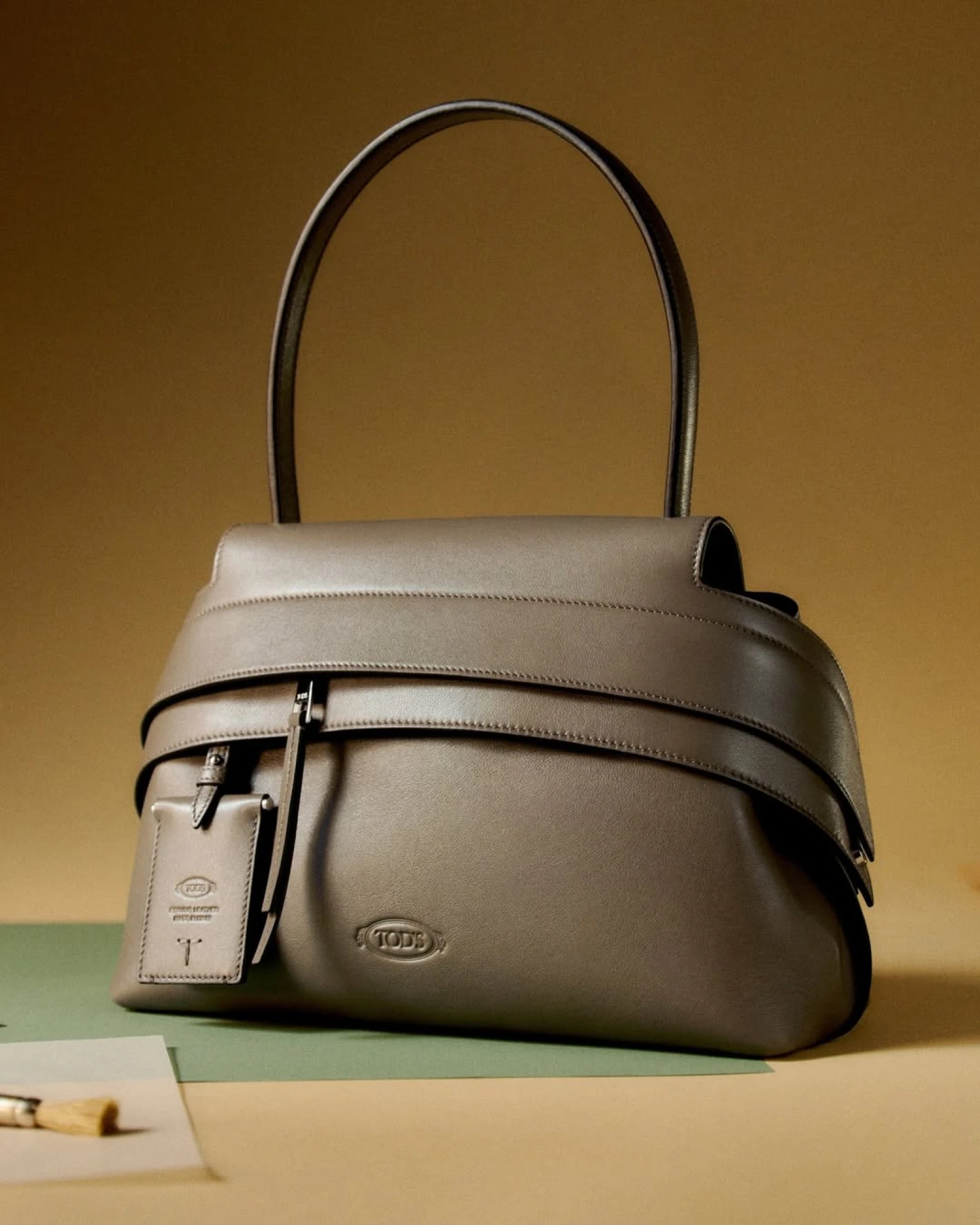 Сумка з акцентом Tod’s 