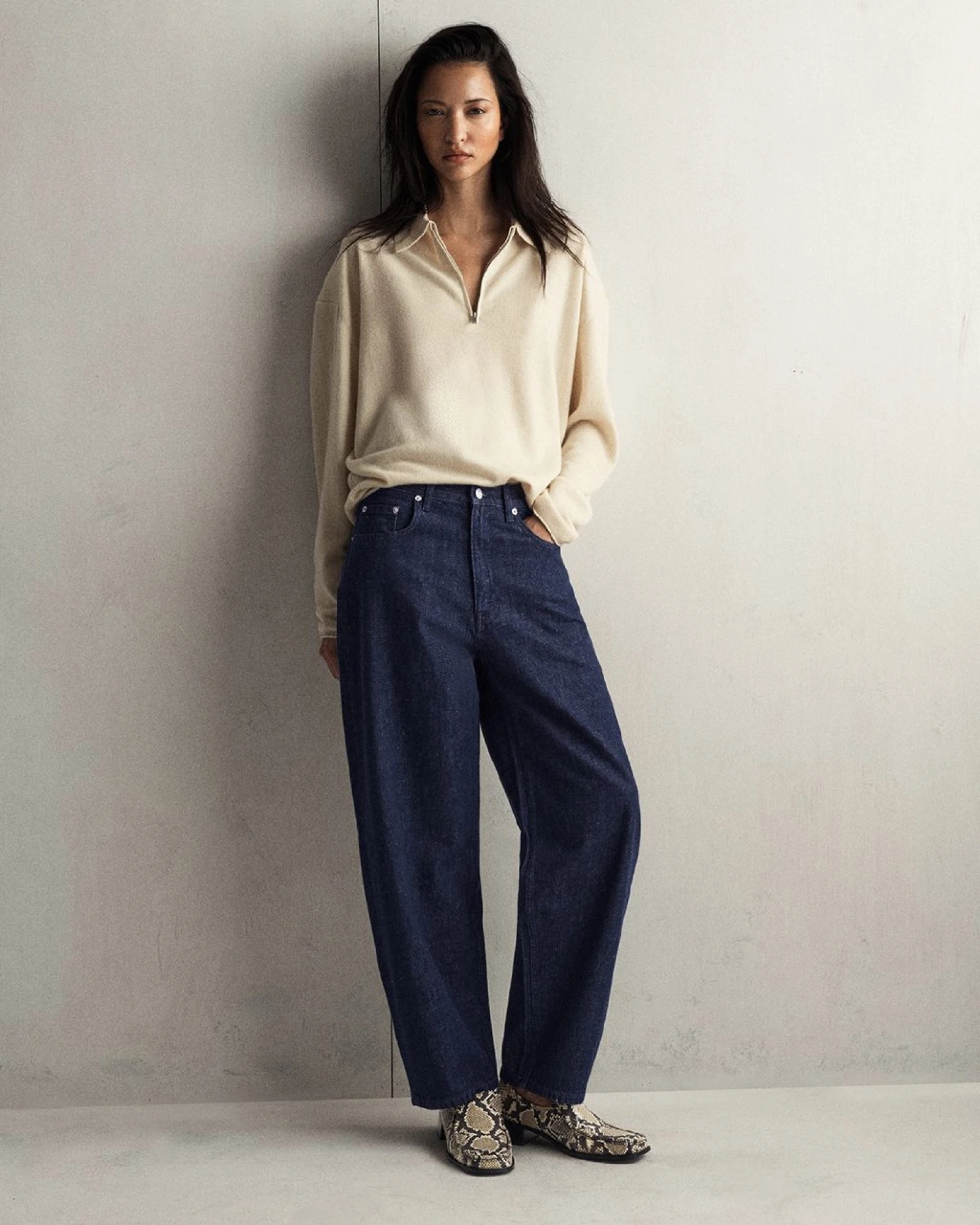 Шопінг-гід: Вовняне поло на блискавці COS 