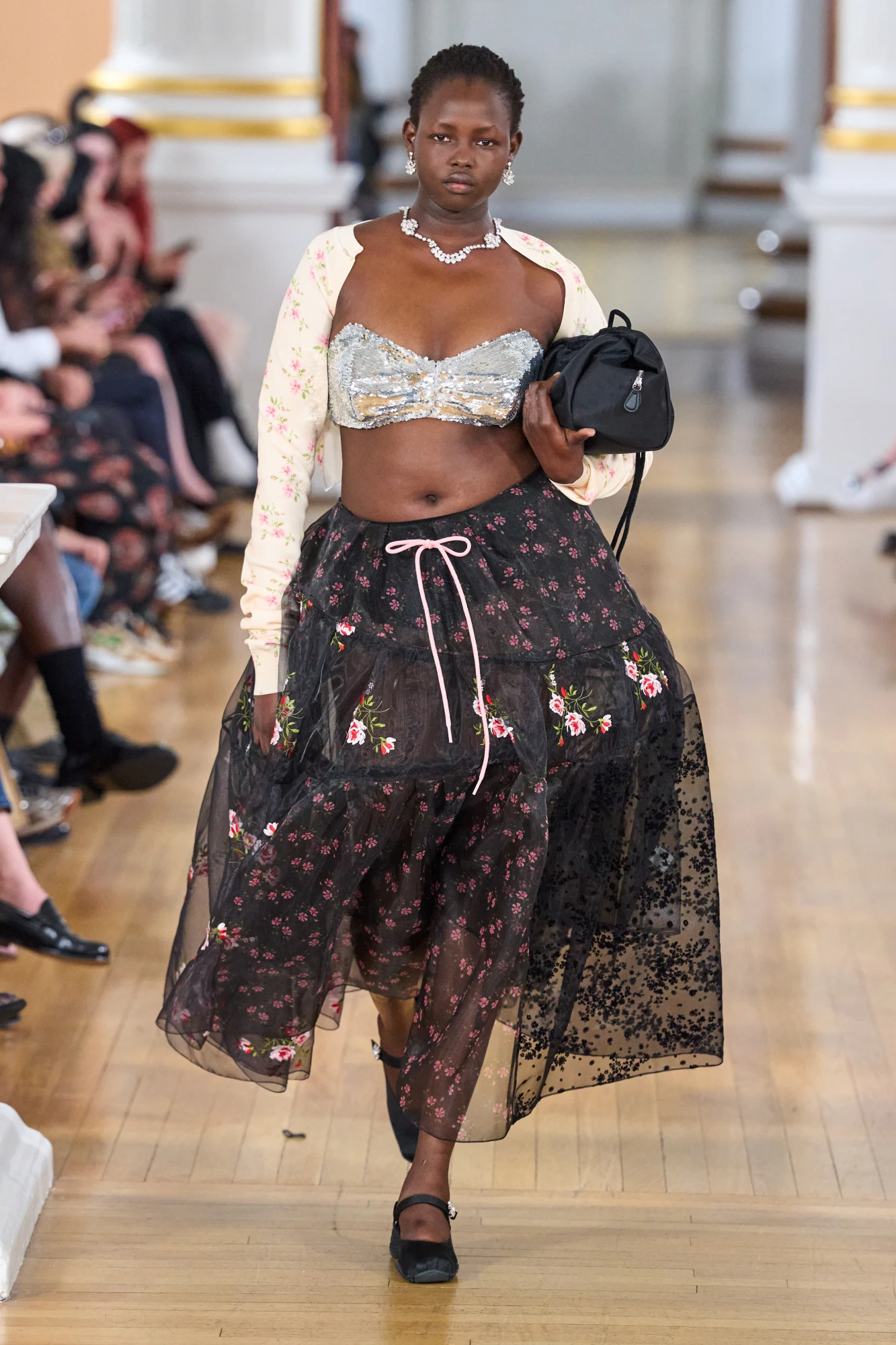 Головні тренди сезону весна-літо — 2026: Ефектні спідниці 