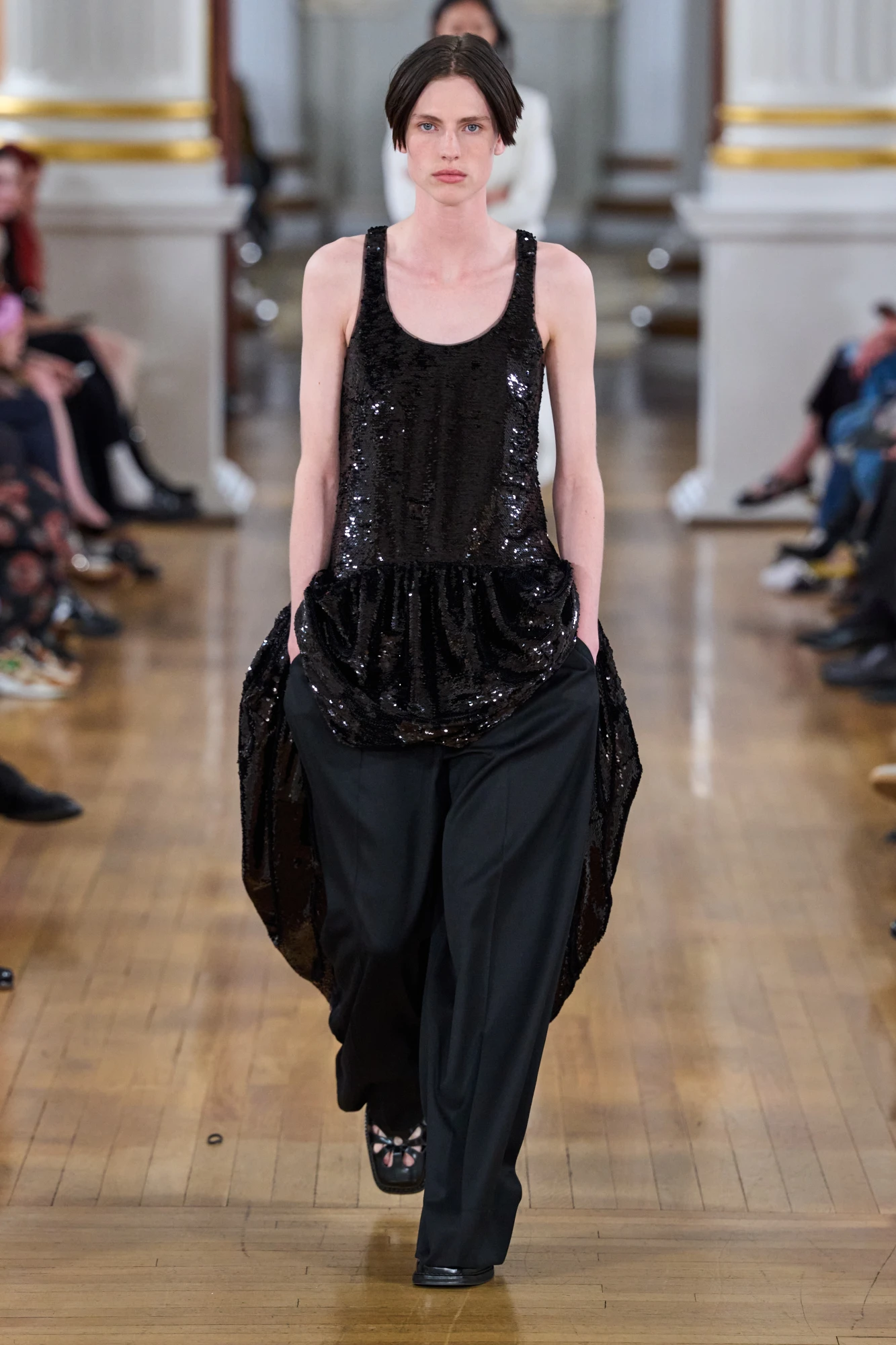 Головні тренди сезону весна-літо — 2026: Лелітки і глянцеві фактури 