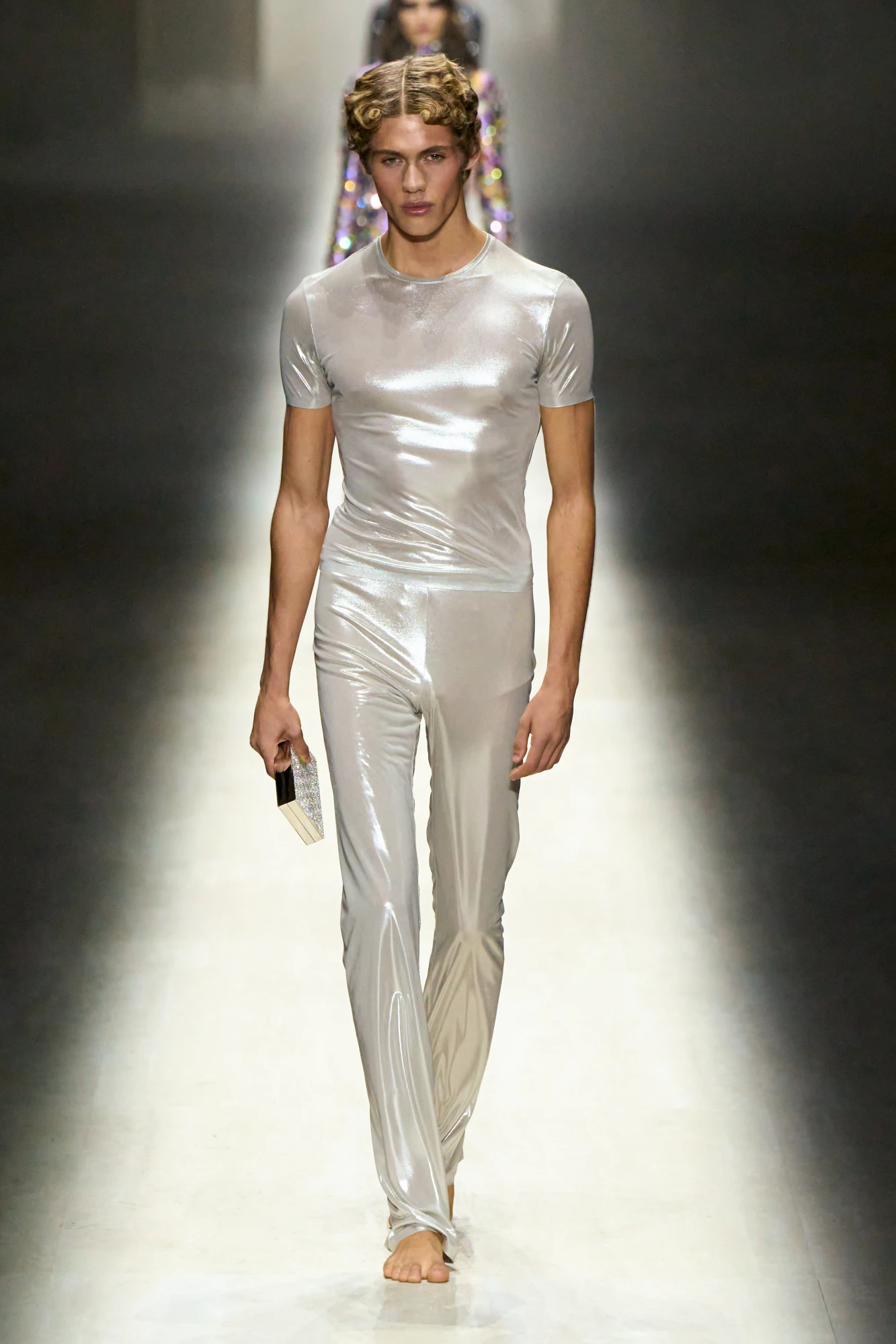 Подіумний дебют Демни для Gucci з колекцією осінь-зима — 2026/27