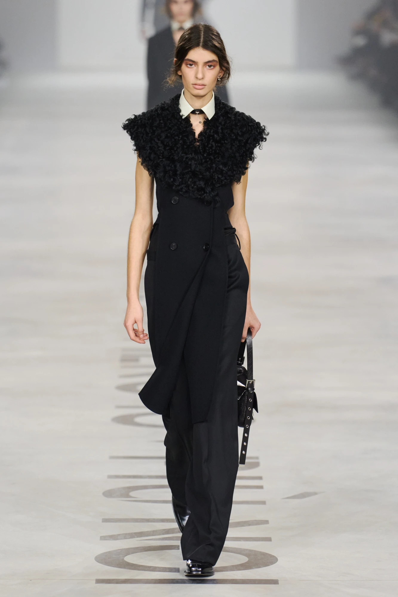 Fendi осінь-зима — 2026/27: дебютний показ Марії Грації К'юрі