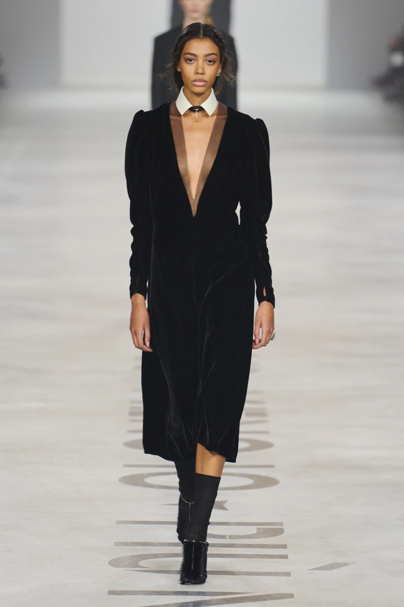 Fendi осінь-зима — 2026/27: дебютний показ Марії Грації К'юрі