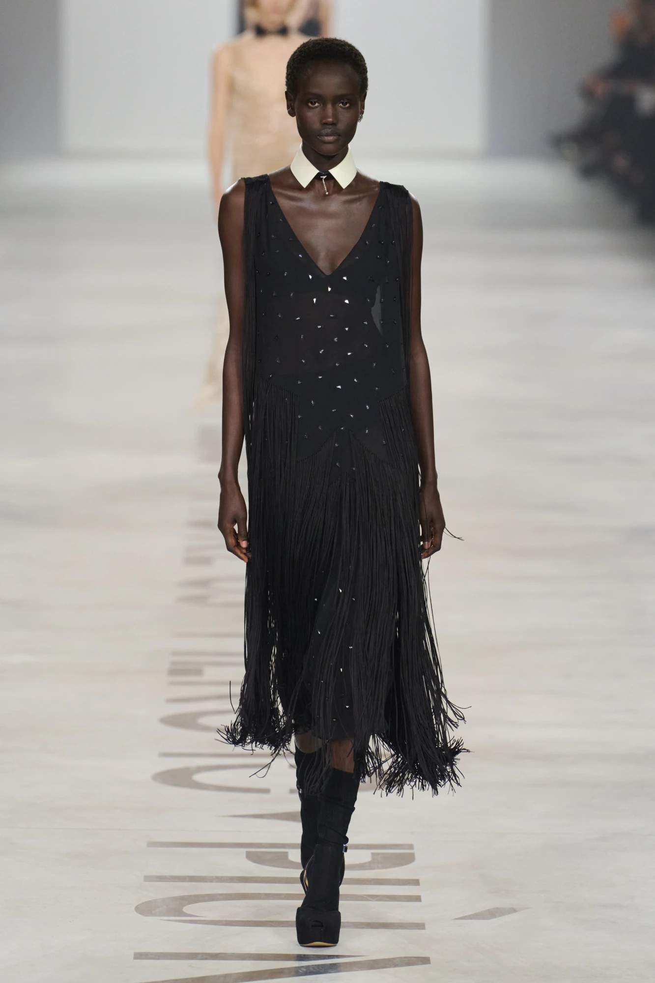 Fendi осінь-зима — 2026/27: дебютний показ Марії Грації К'юрі