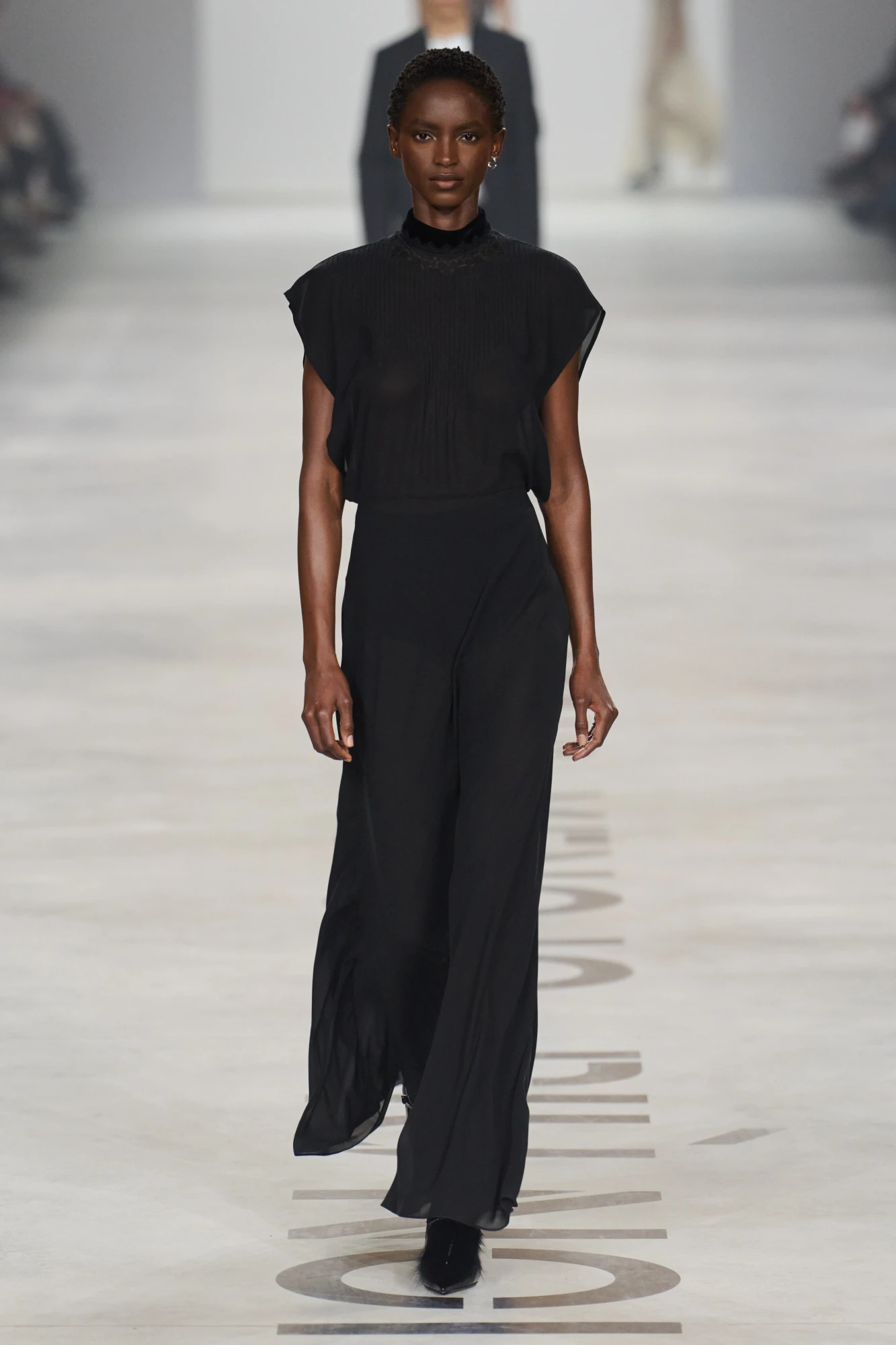 Fendi осінь-зима — 2026/27: дебютний показ Марії Грації К'юрі