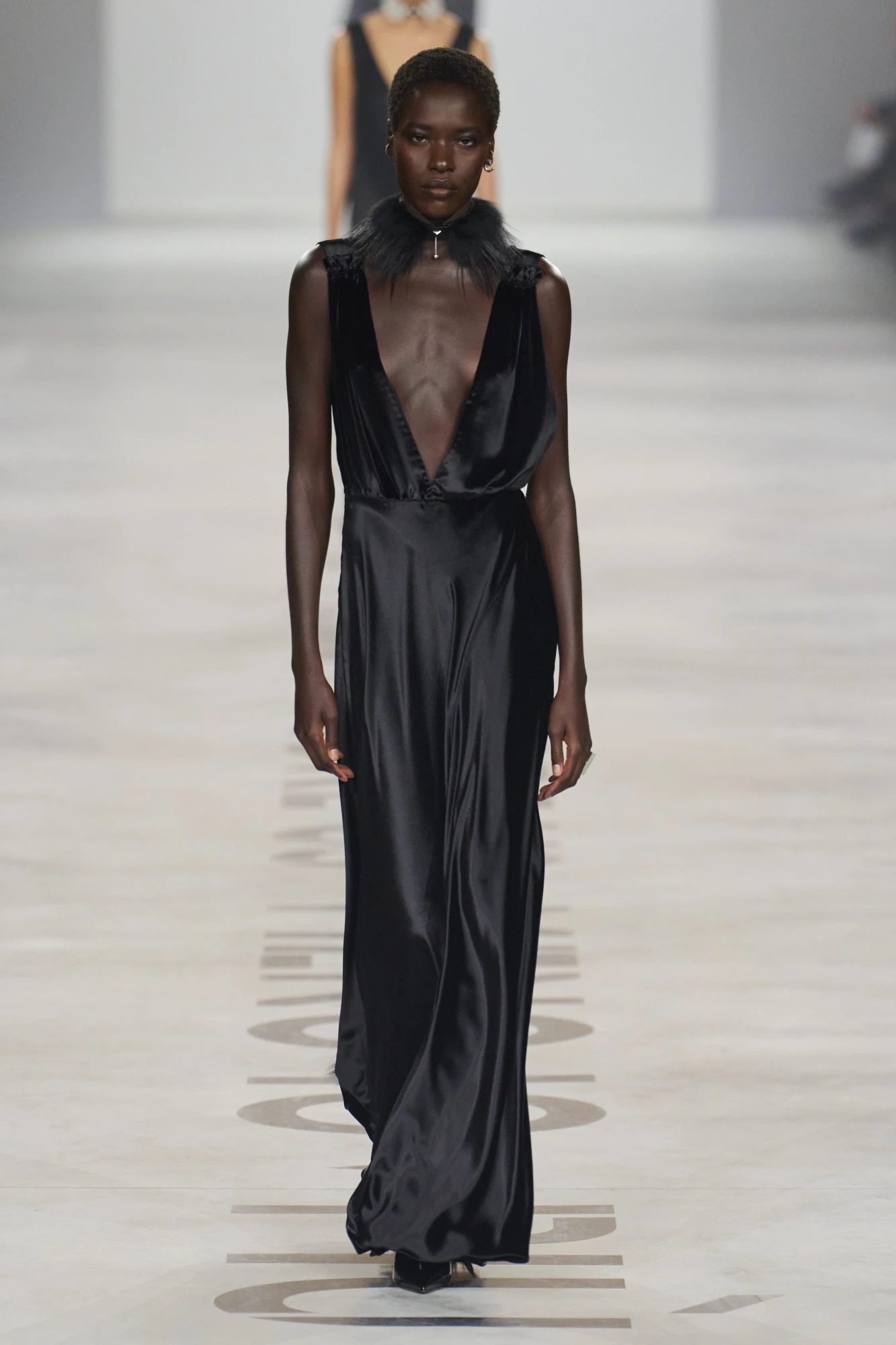 Fendi осінь-зима — 2026/27: дебютний показ Марії Грації К'юрі