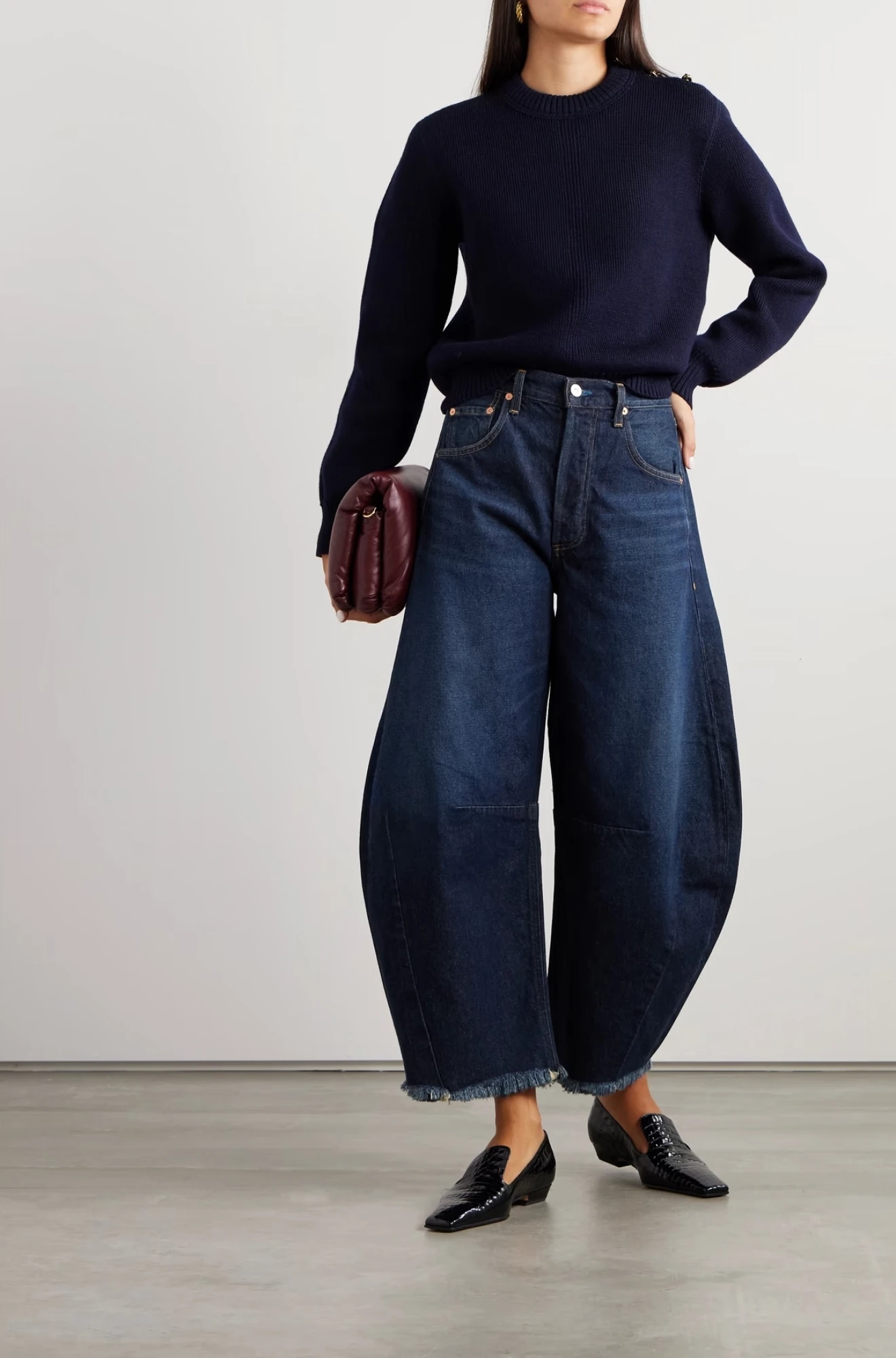 Barrel-leg джинси у 2026 році