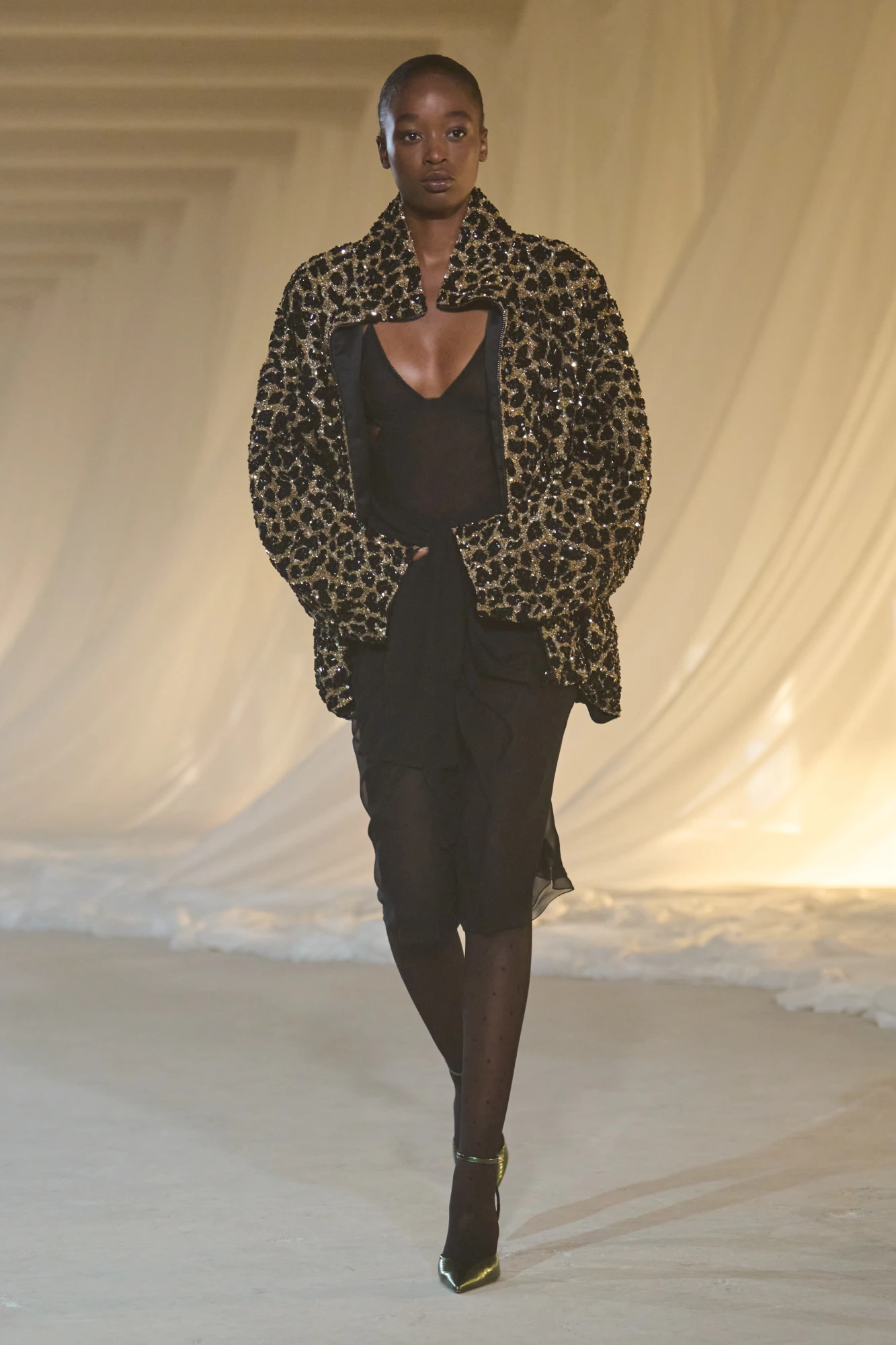 Balmain осінь-зима — 2026/27: мінімалістична розкіш Антоніна Трона 