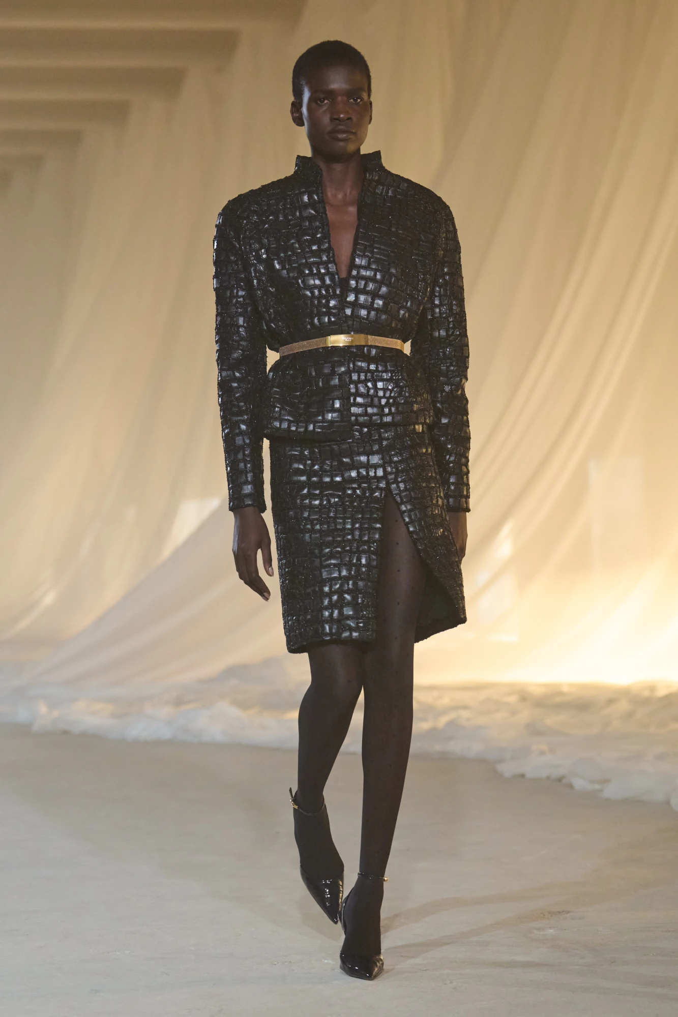 Balmain осінь-зима — 2026/27: мінімалістична розкіш Антоніна Трона 