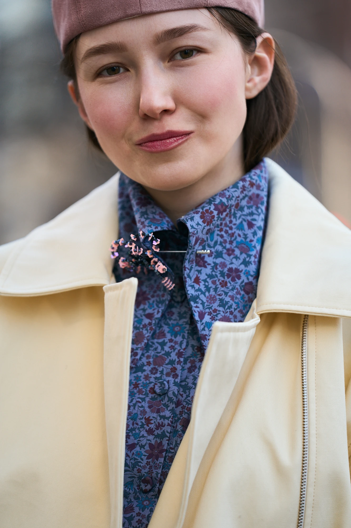 Найкрасивіші streetstyle-образи гостей Ukrainian Fashion Week сезону осінь-зима — 2026/27