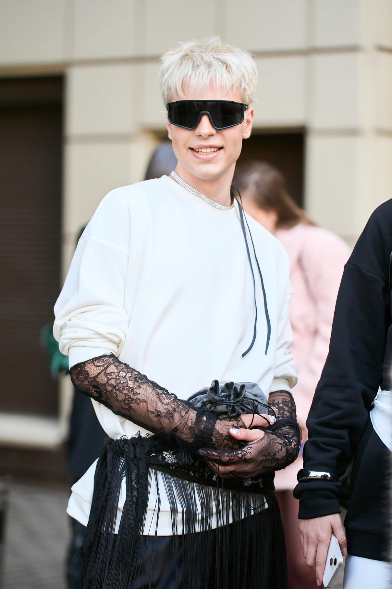 Найкрасивіші streetstyle-образи гостей Ukrainian Fashion Week сезону осінь-зима — 2026/27