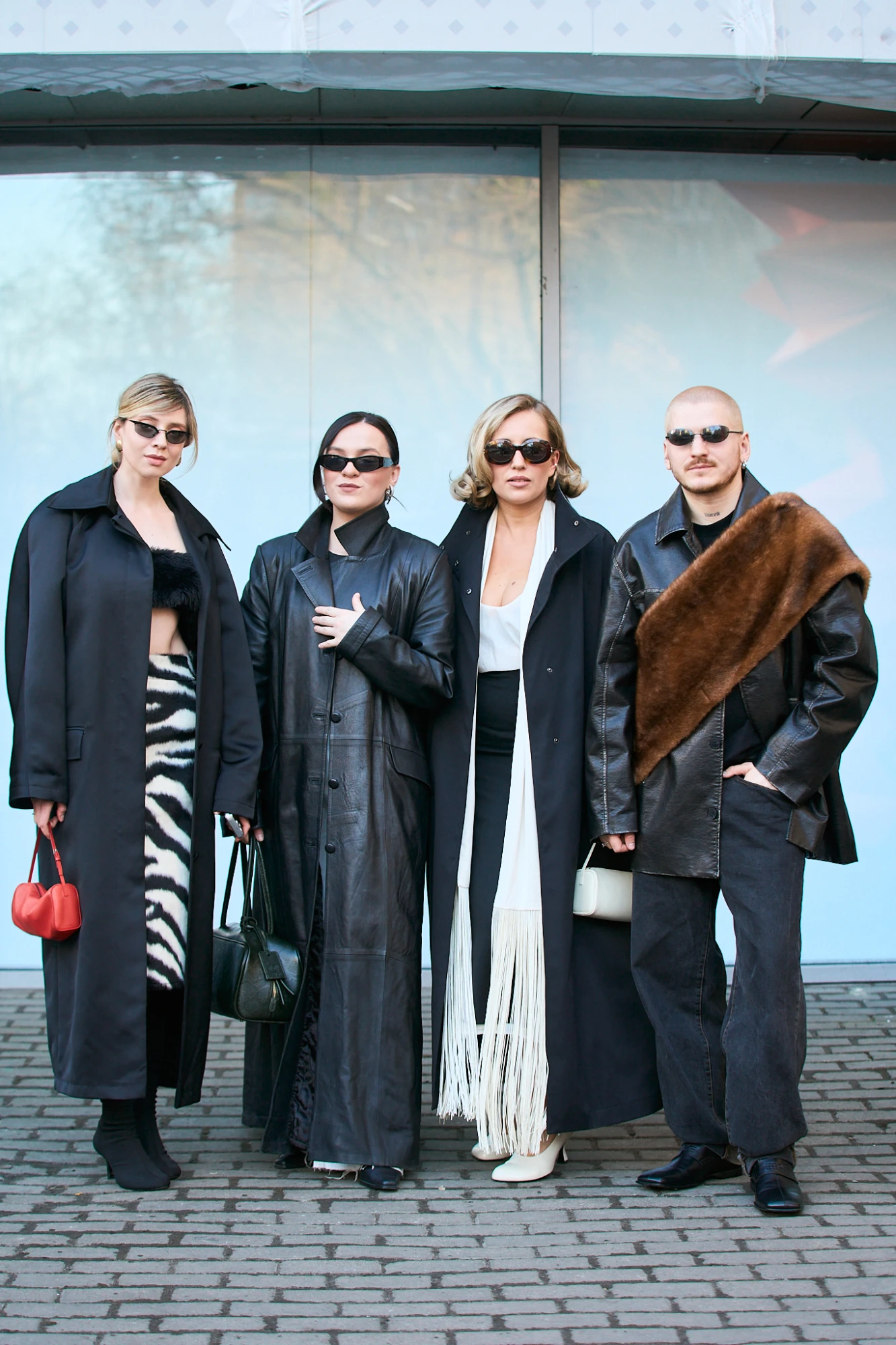 Найкрасивіші streetstyle-образи гостей Ukrainian Fashion Week сезону осінь-зима — 2026/27