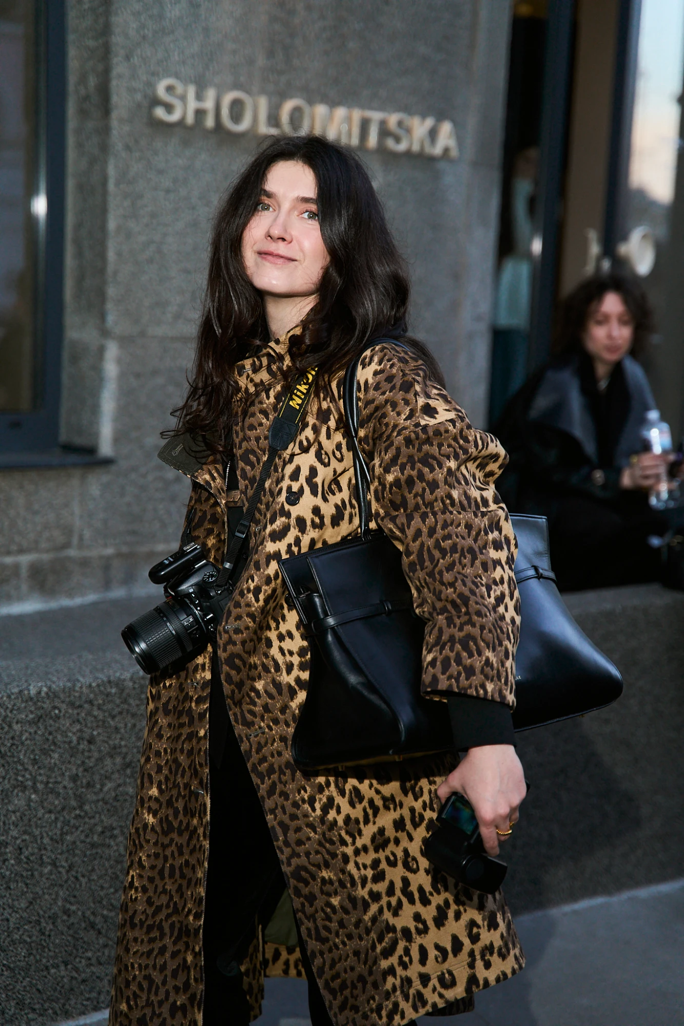 Найкрасивіші streetstyle-образи гостей Ukrainian Fashion Week сезону осінь-зима — 2026/27