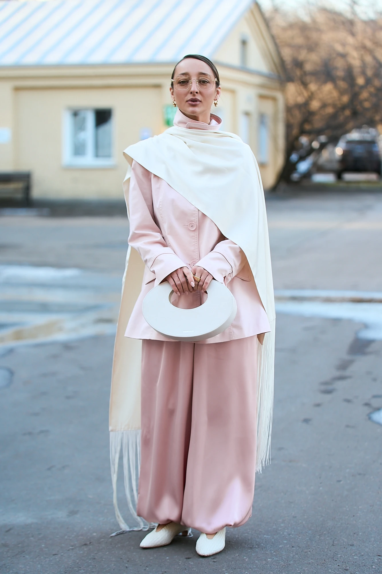 Streetstyle Ukrainian Fashion Week сезону осінь-зима — 2026/27