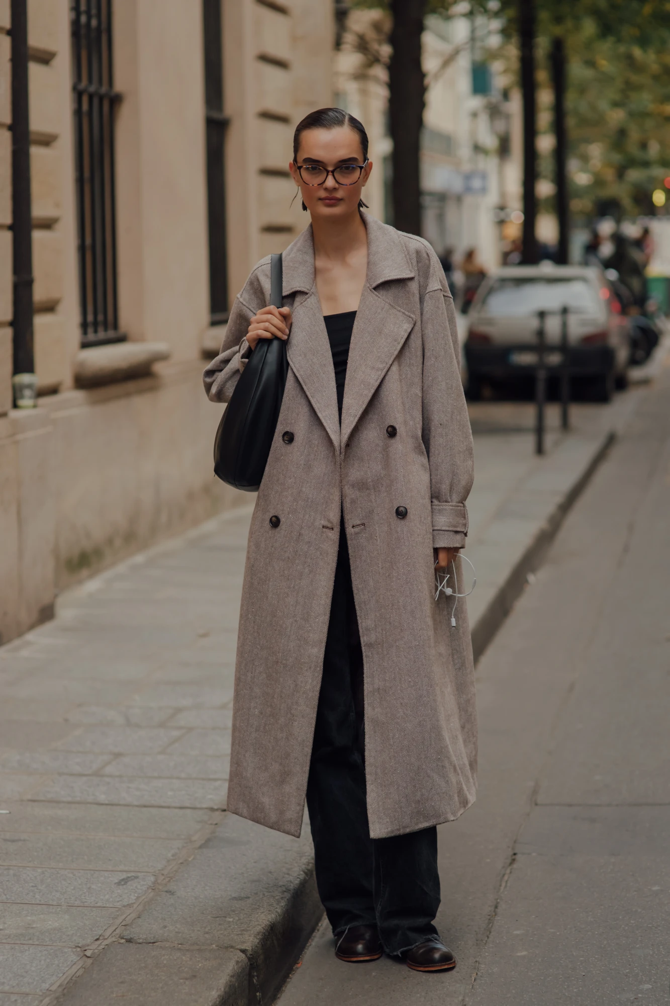 Образи з тренчем зі streetstyle сезону весна-літо — 2026