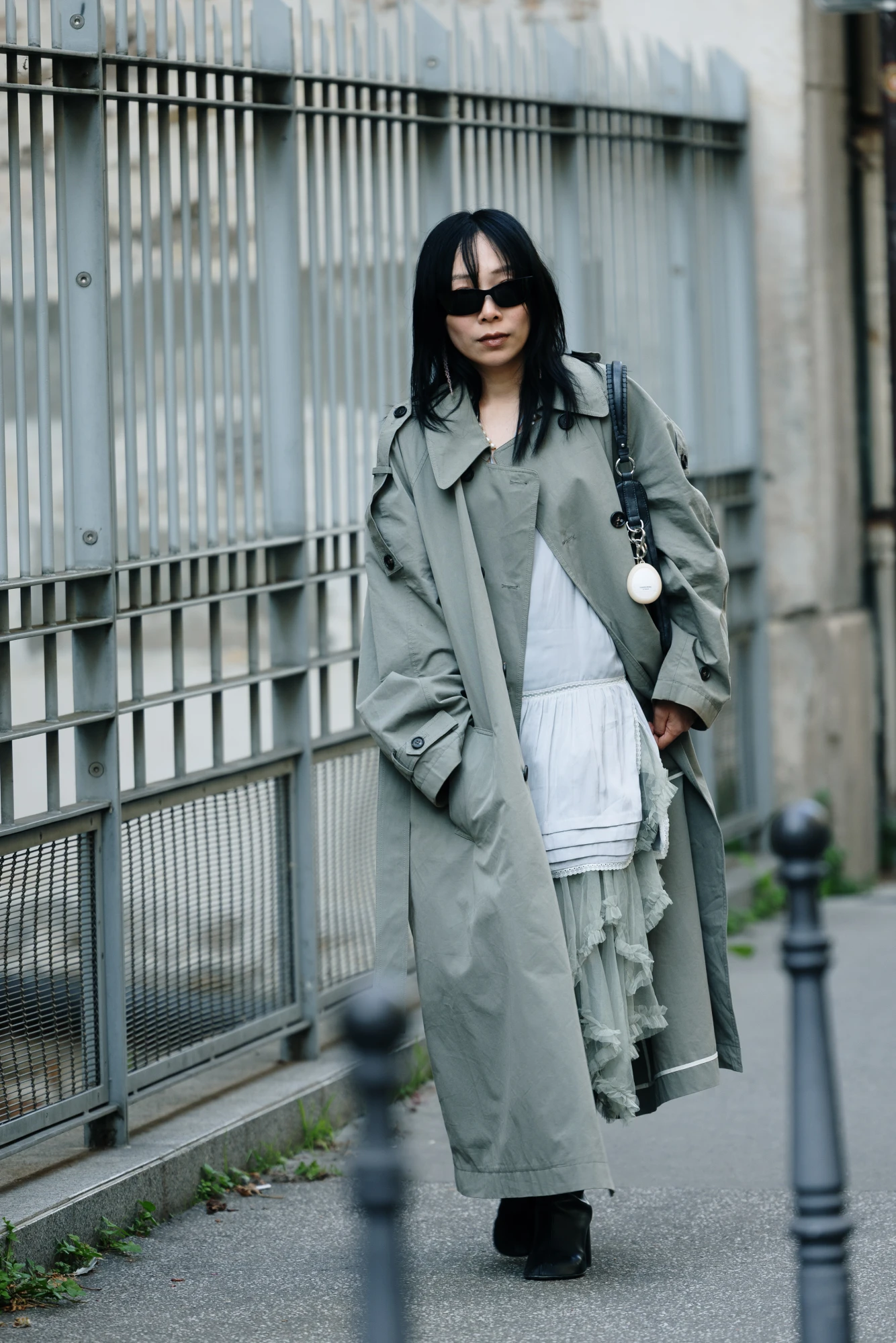 Образи з тренчем зі streetstyle сезону весна-літо — 2026