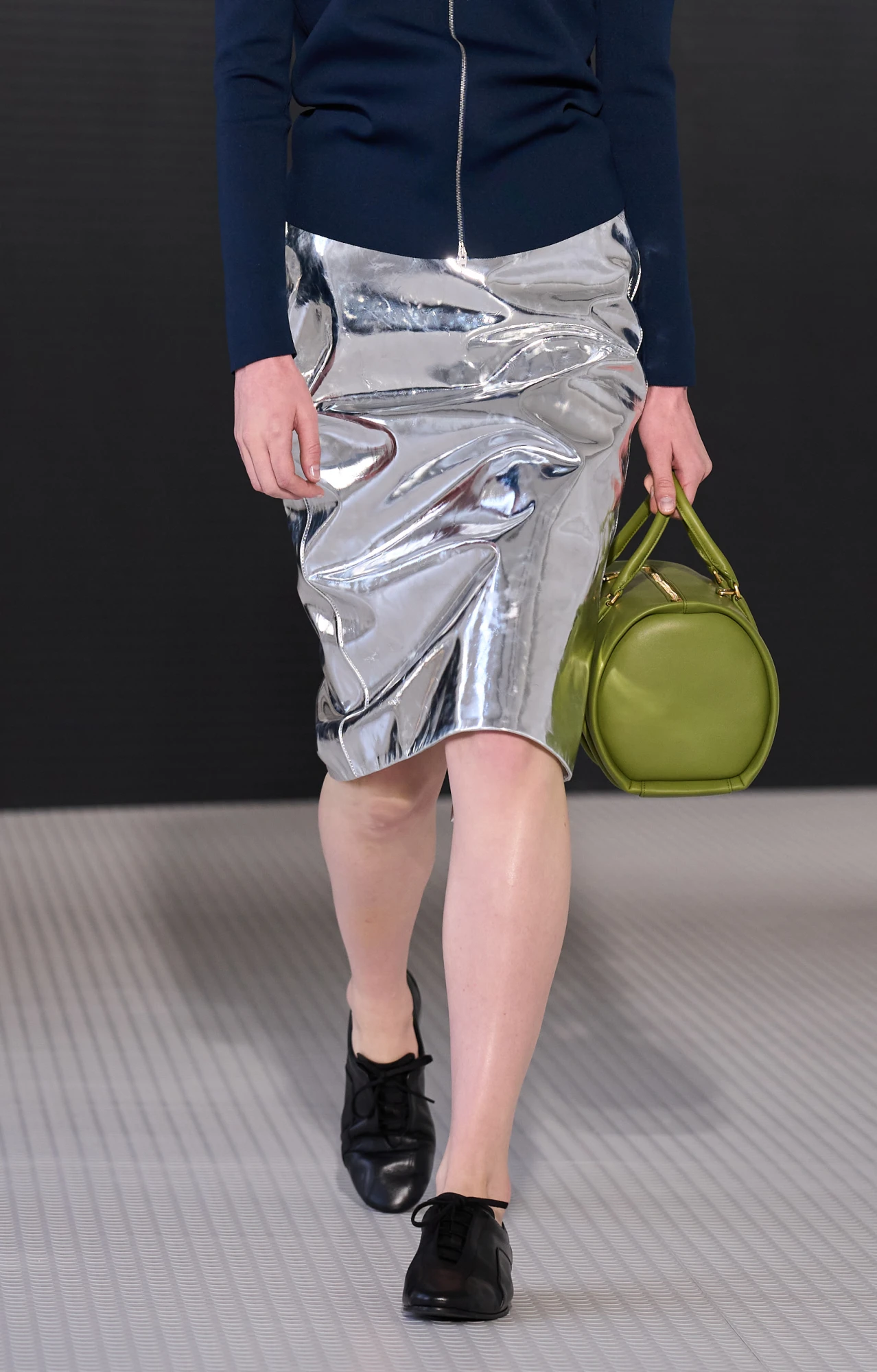 Тренди взуття весна-літо — 2026: Оксфорди, що нагадують балетки 