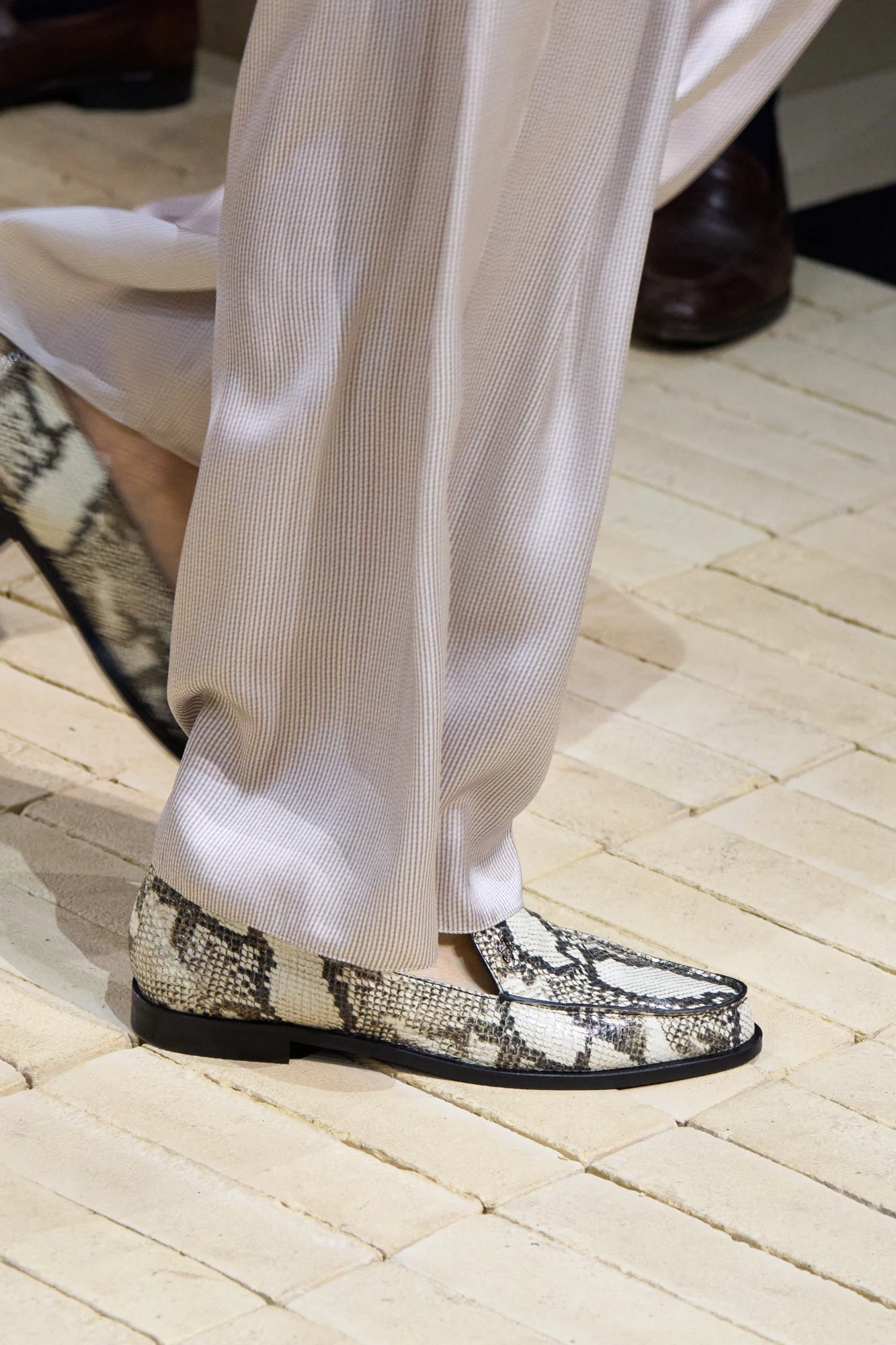 Тренди взуття весна-літо — 2026: Взуття з анімалістичним принтом 