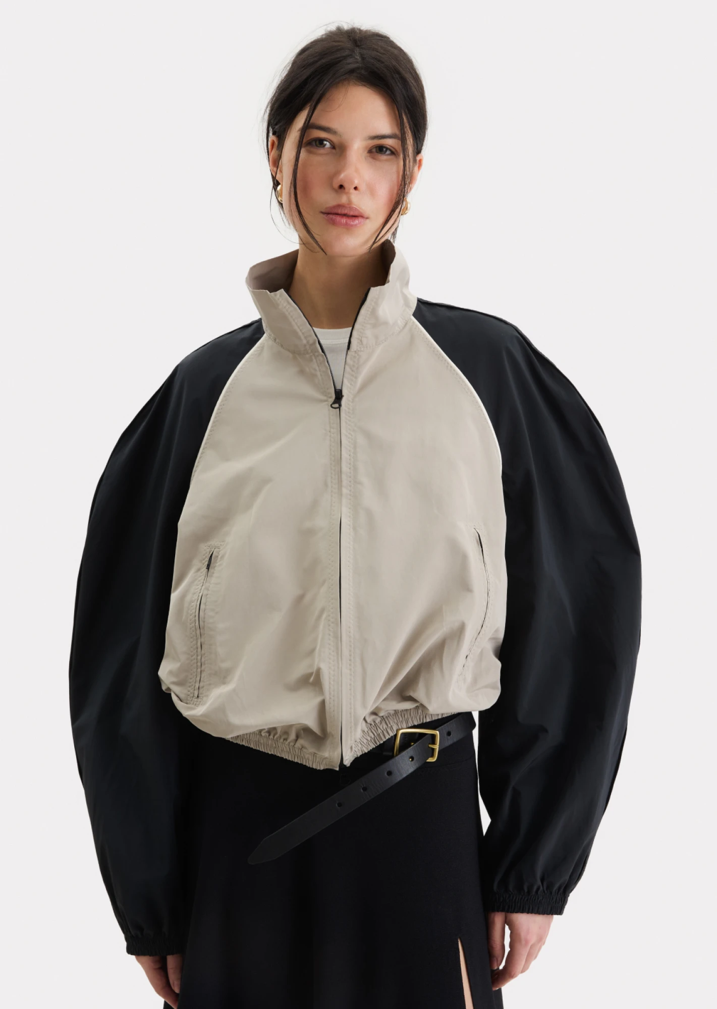 Де купувати наймодніші вітрівки на весну та літо 2026 року 