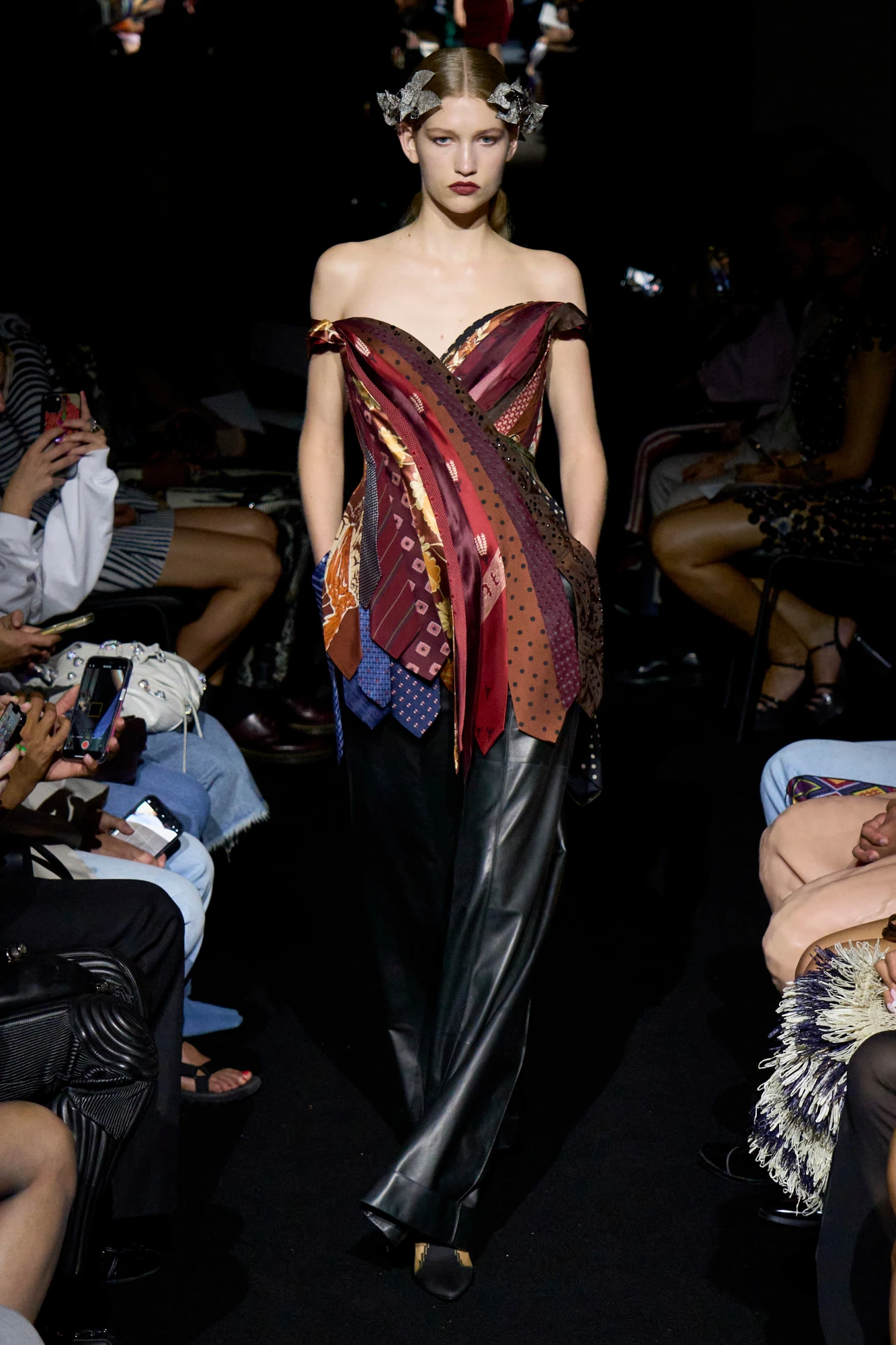 Jean Paul Gaultier haute couture осінь-зима — 2023/24 від Жульєна Доссени