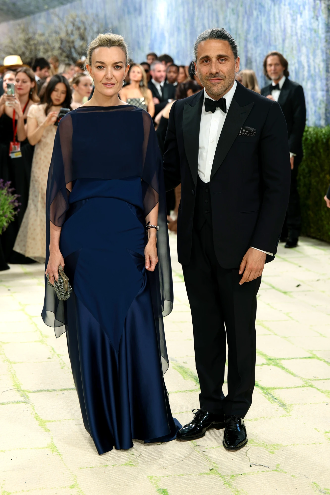 Перший погляд на дизайни Джона Гальяно для ZARA на Met Gala 2026