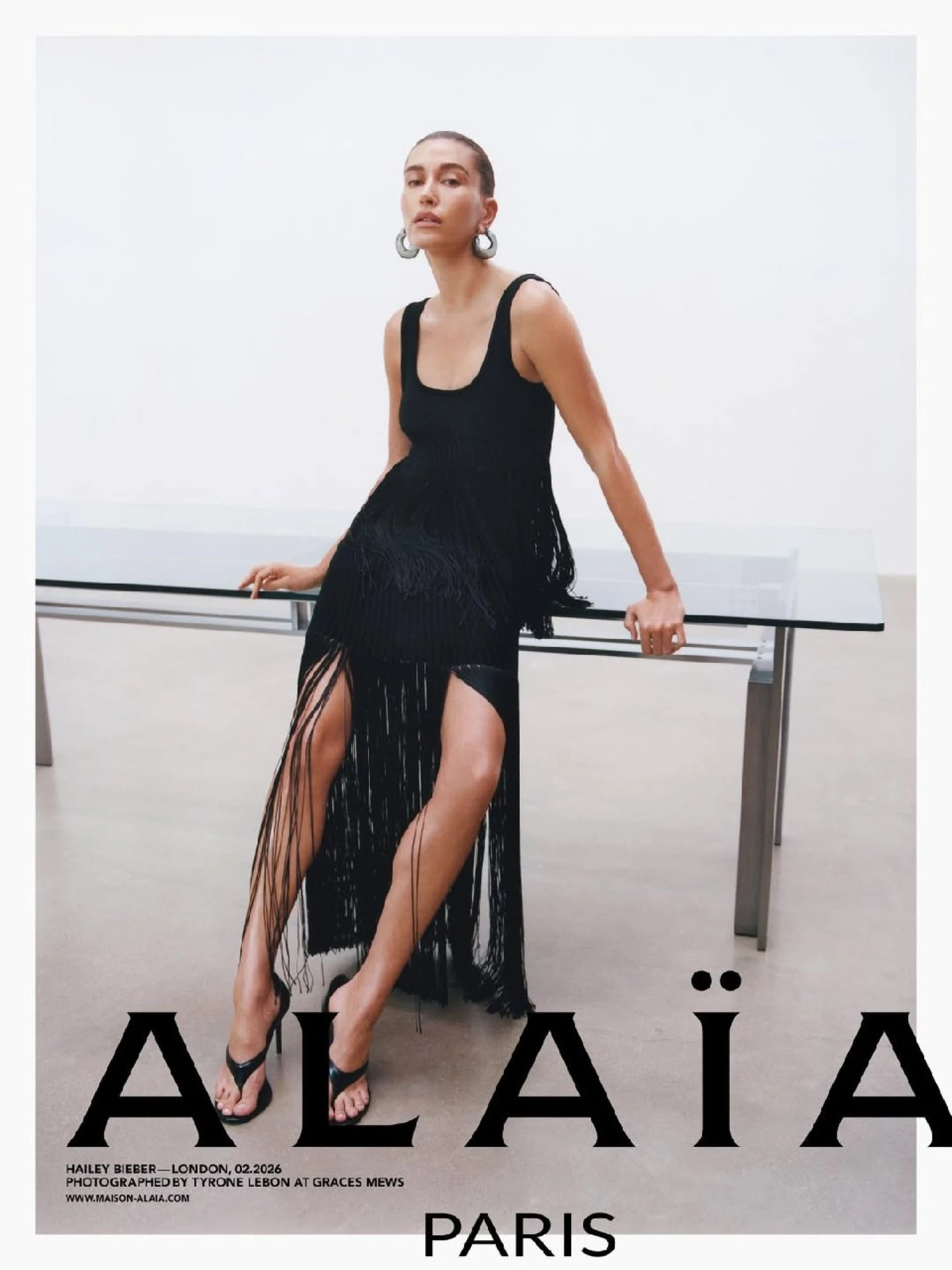 Остання рекламна кампанія Пітера Мюльє для Alaïa з Гейлі Бібер