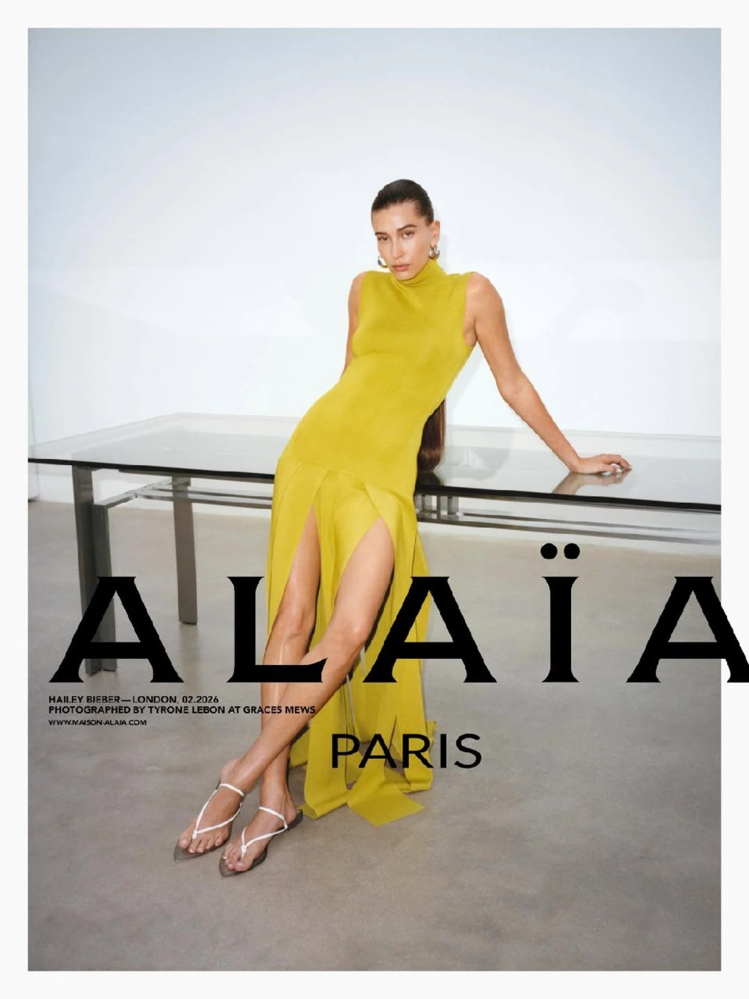Остання рекламна кампанія Пітера Мюльє для Alaïa з Гейлі Бібер