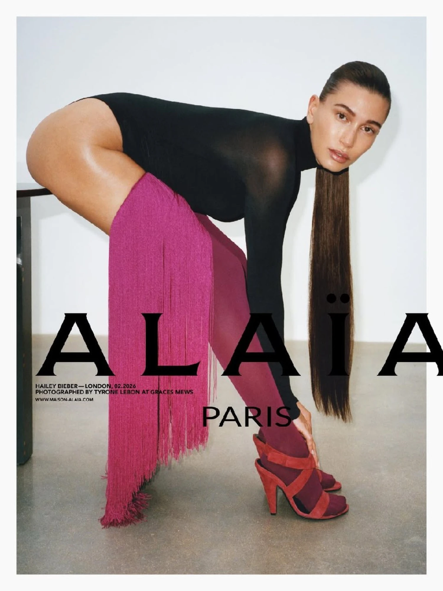 Остання рекламна кампанія Пітера Мюльє для Alaïa з Гейлі Бібер