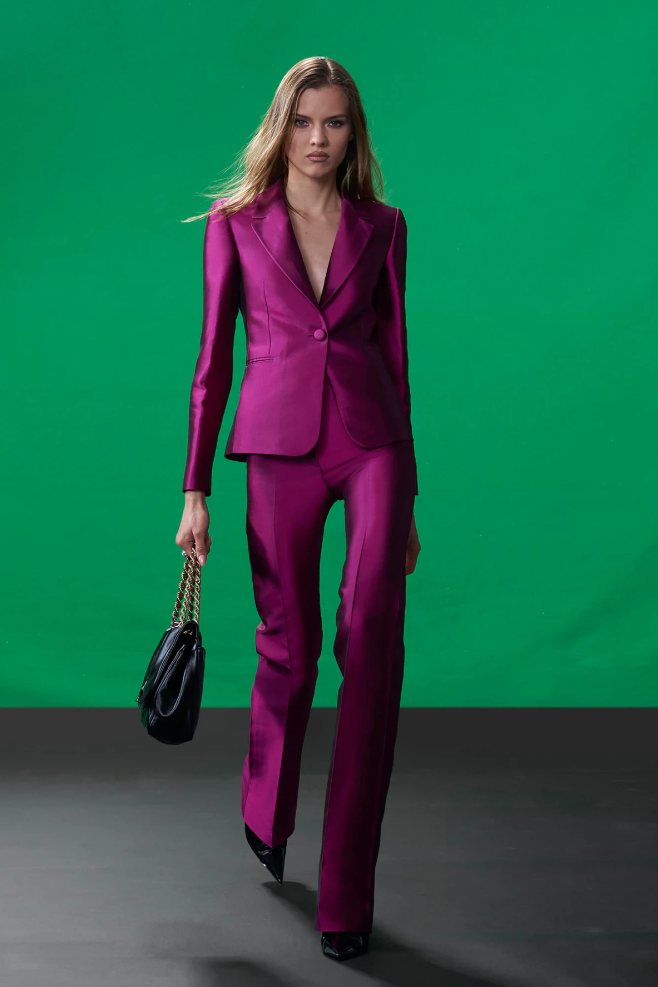 Gucci Cruise 2027: базовий гардероб та естетика Gucci від Демни 