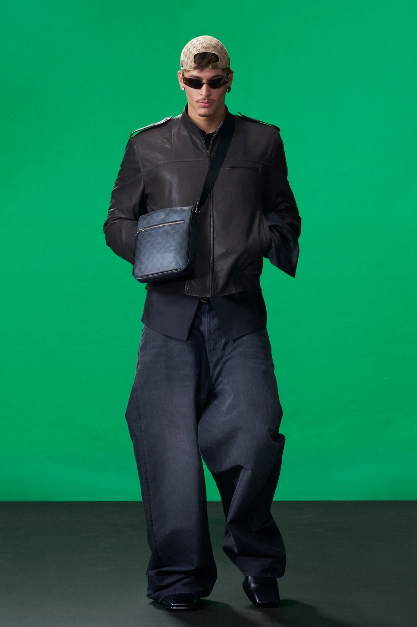 Gucci Cruise 2027: базовий гардероб та естетика Gucci від Демни 