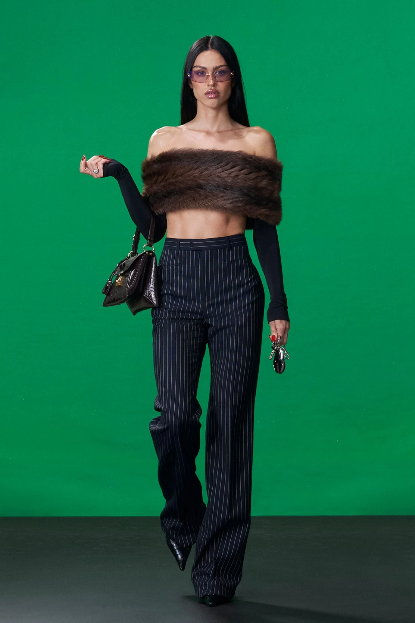 Gucci Cruise 2027: базовий гардероб та естетика Gucci від Демни 
