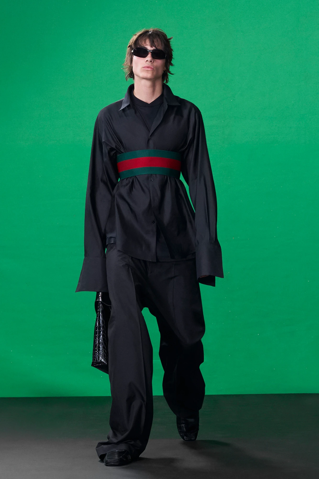 Gucci Cruise 2027: базовий гардероб та естетика Gucci від Демни 