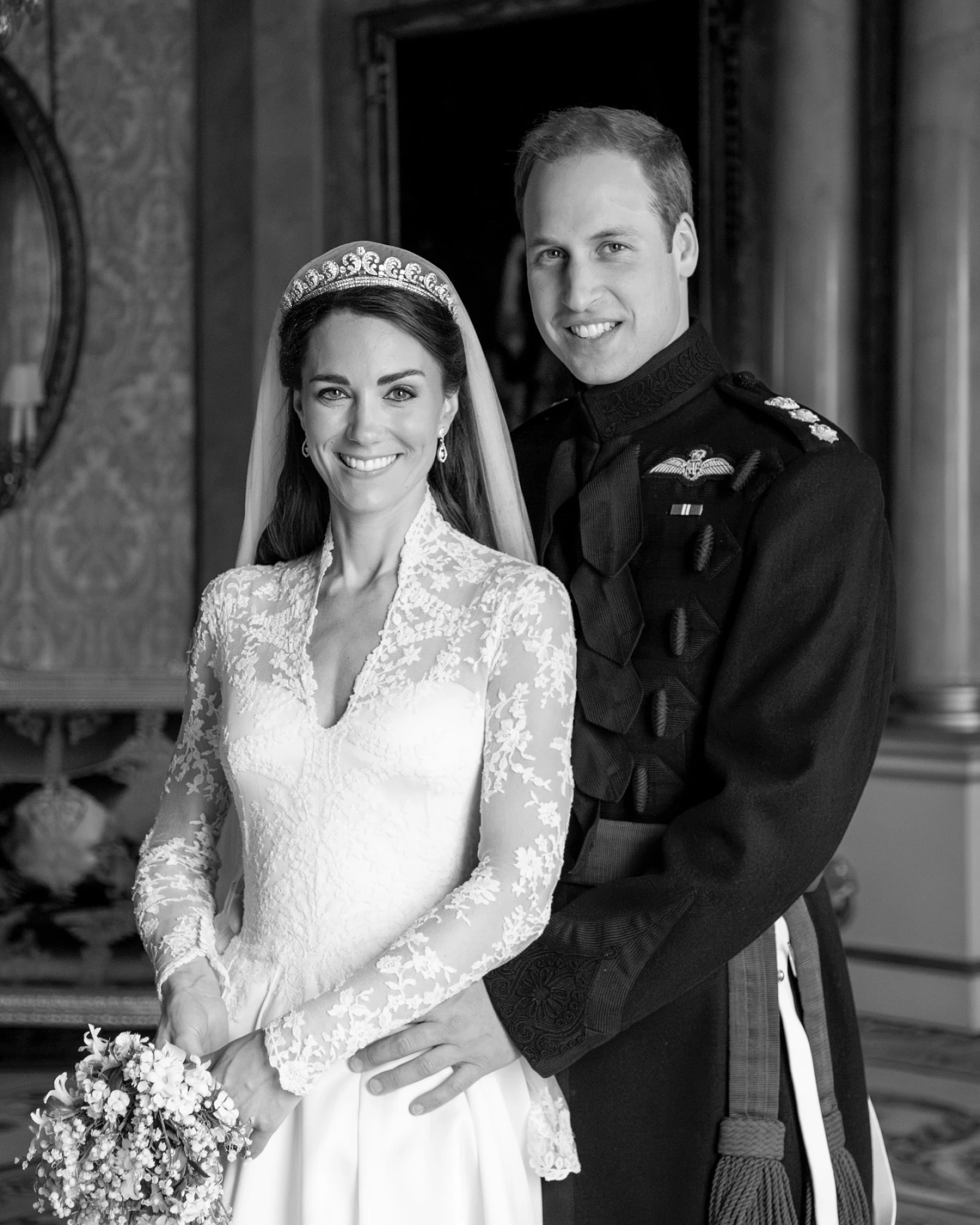 Кейт Міддлтон і принц Вільям поділилися архівним весільним фото 