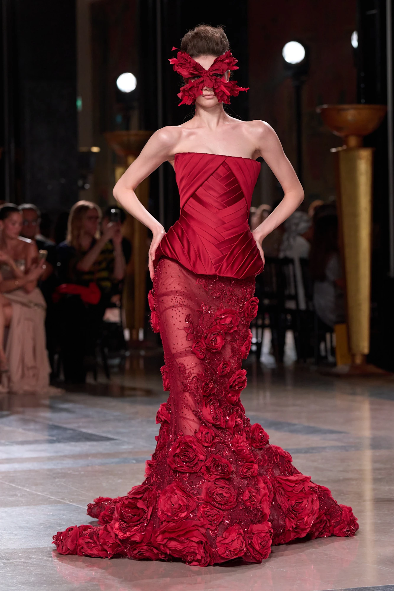 Elie Saab українська модель
