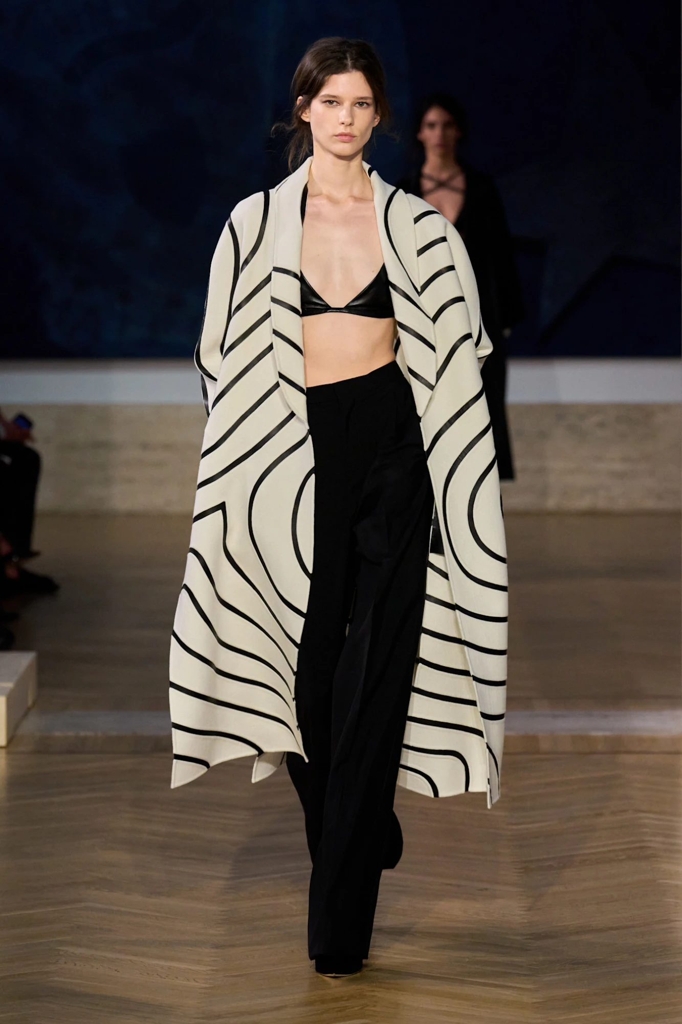 Fendi кутюрний показ